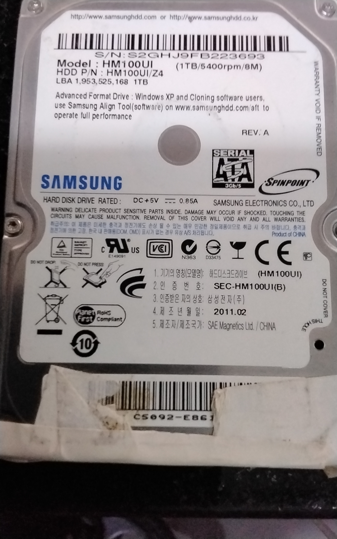 HM100UI,  P/N: HM100UI/Z4,  Serial: S2GHJ9FB223693,  1TB 2.5