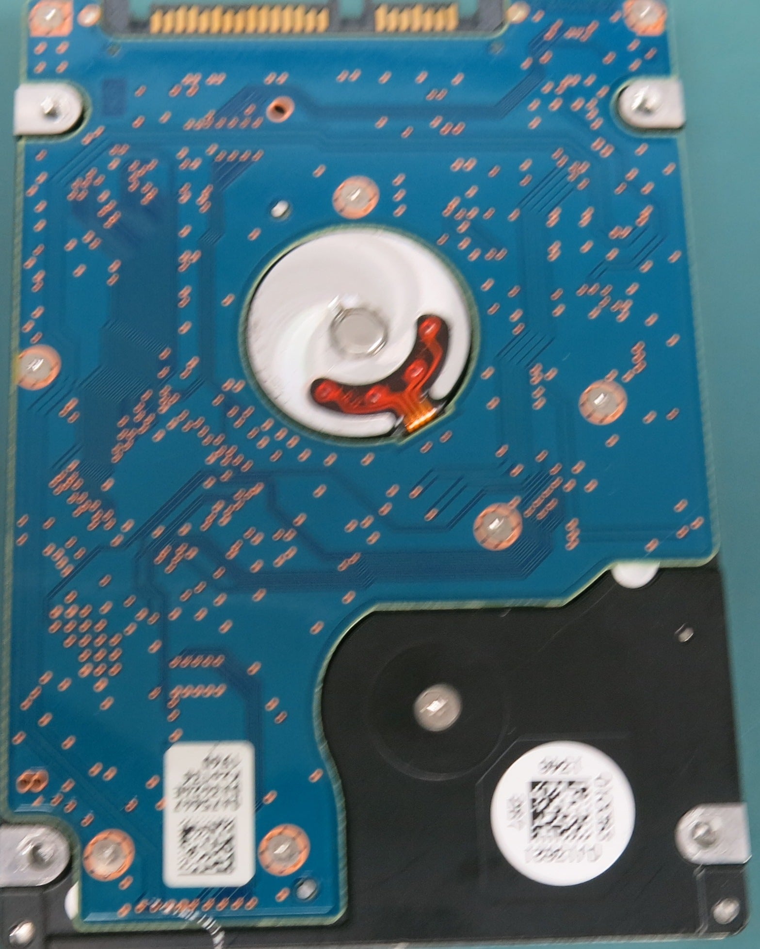 HTS543216A7A384, P/N: 0J1892, MLC:  DA4024, 160GB 2.5