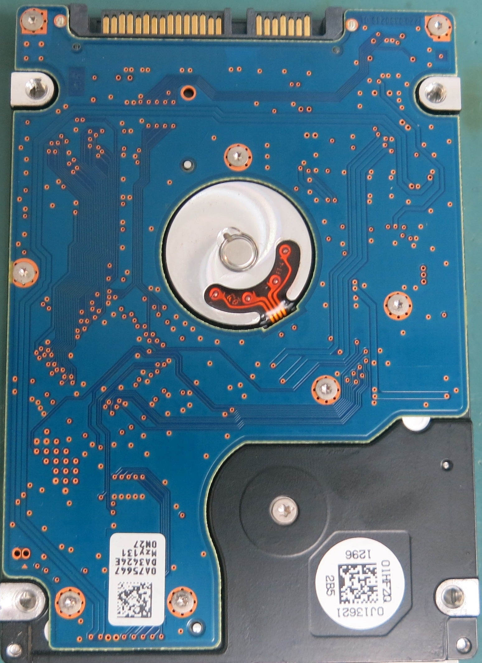 HTS543216A7A384, P/N: 0J18921, MLC: DA4024, 160GB 2.5
