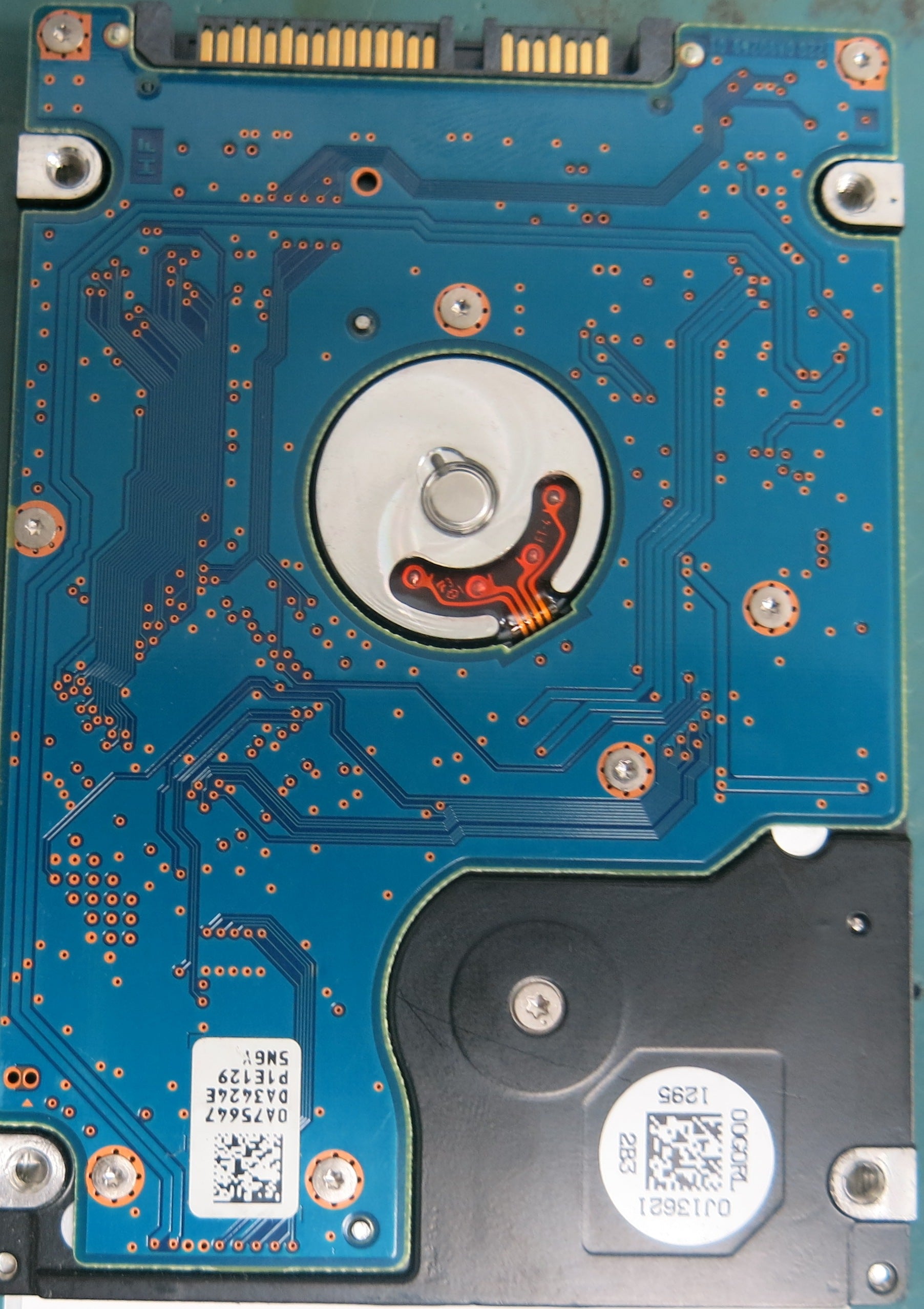 HTS543216A7A384, P/N: 0J18921, MLC: DA4024, 160GB 2.5
