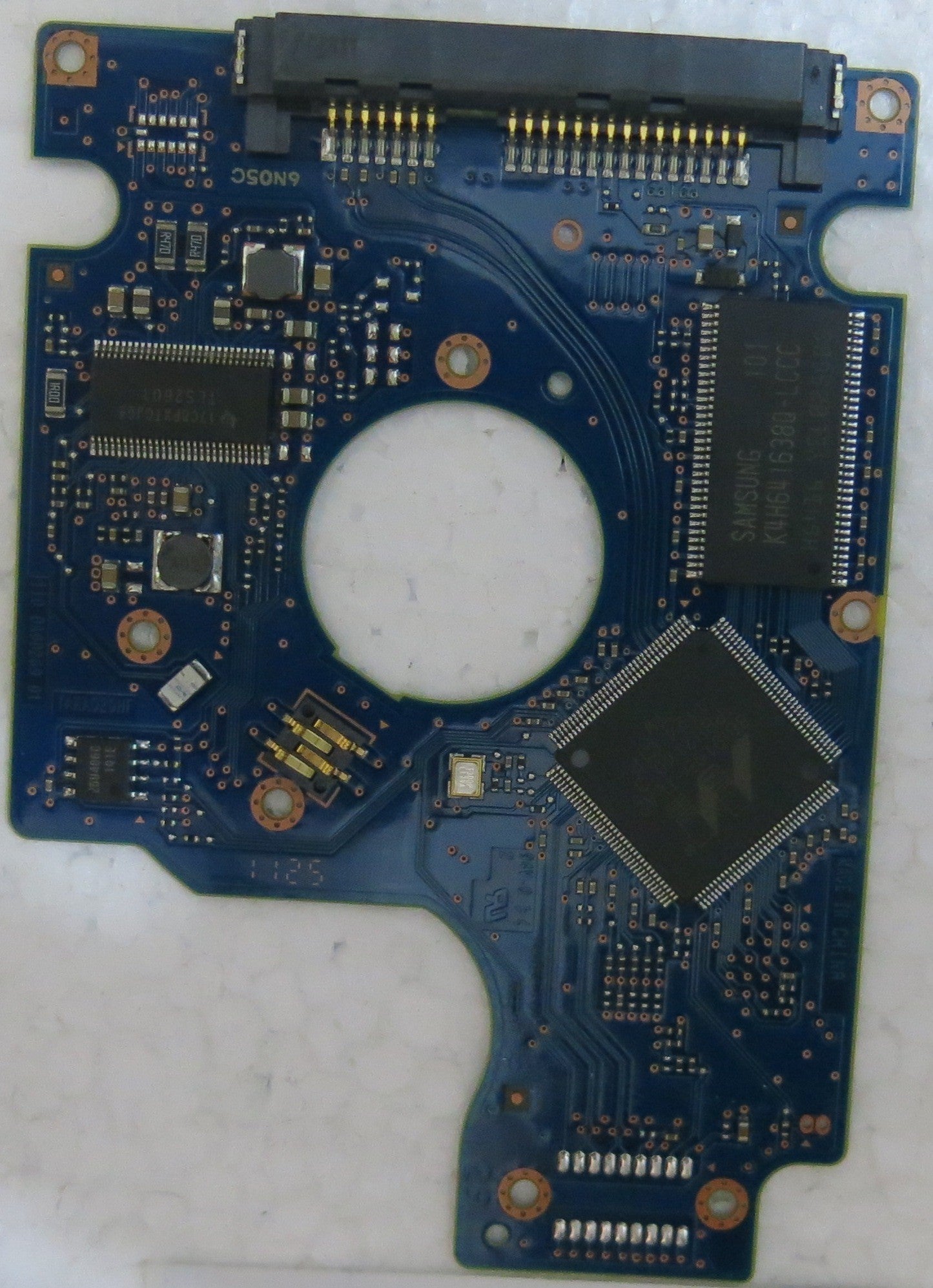 HTS543216A7A384 PN 0J18921 MLC DA4024 220 0A90269 01 PCB