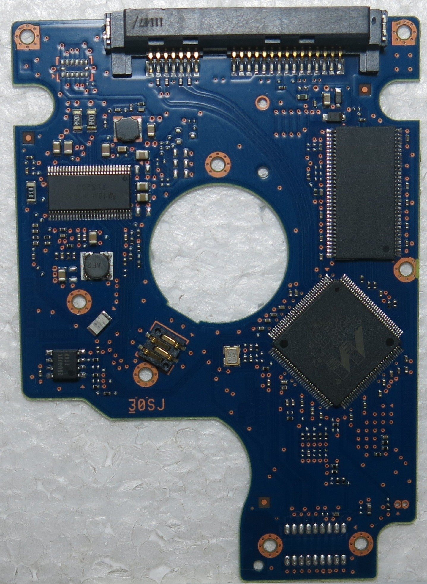 HTS543216A7A384 PN 0J18921 MLC DA4024 220 0A90269 01 PCB