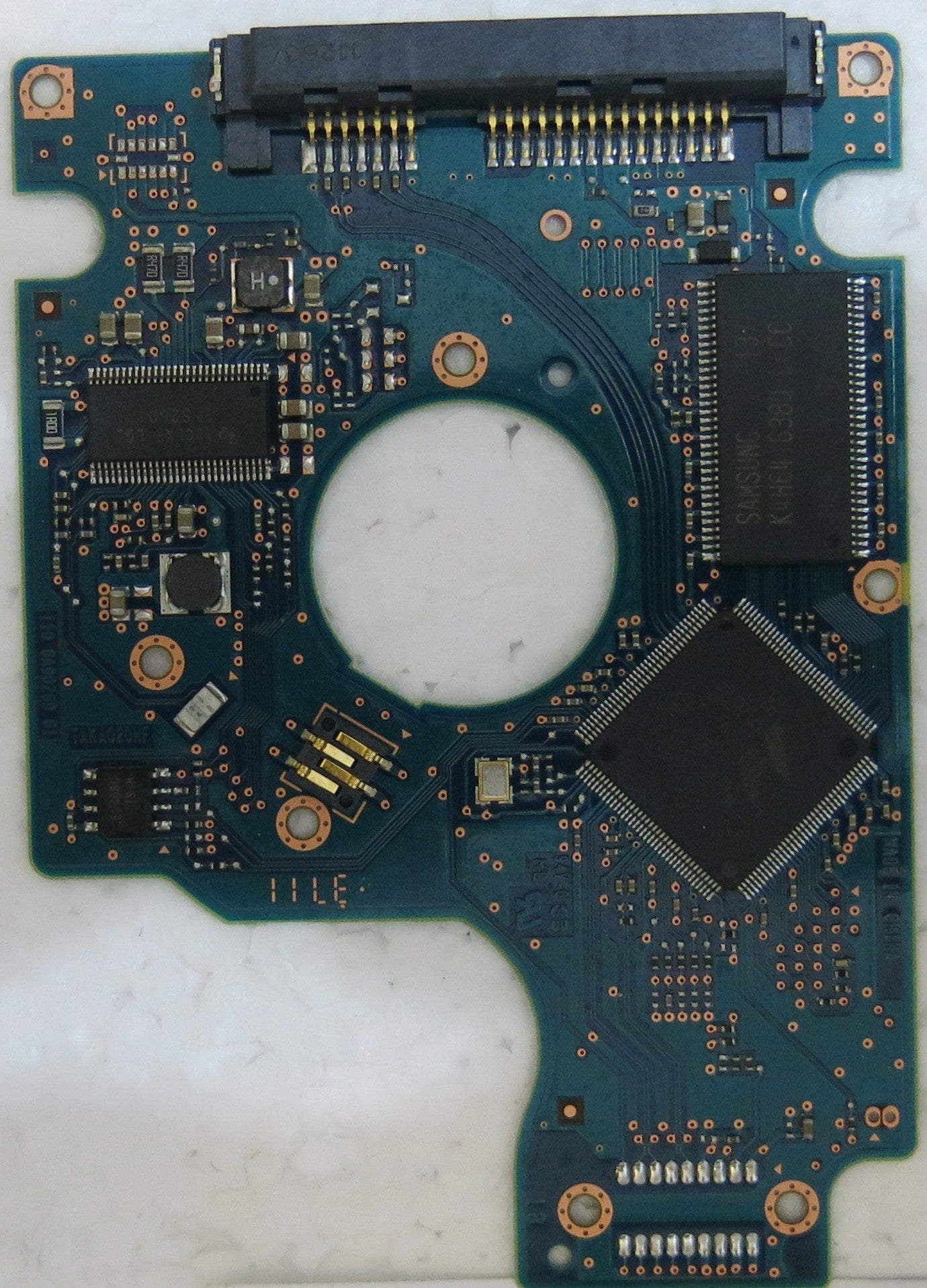 HTS543216A7A384 PN 0J18921 MLC DA4024 220 0A90269 01 PCB