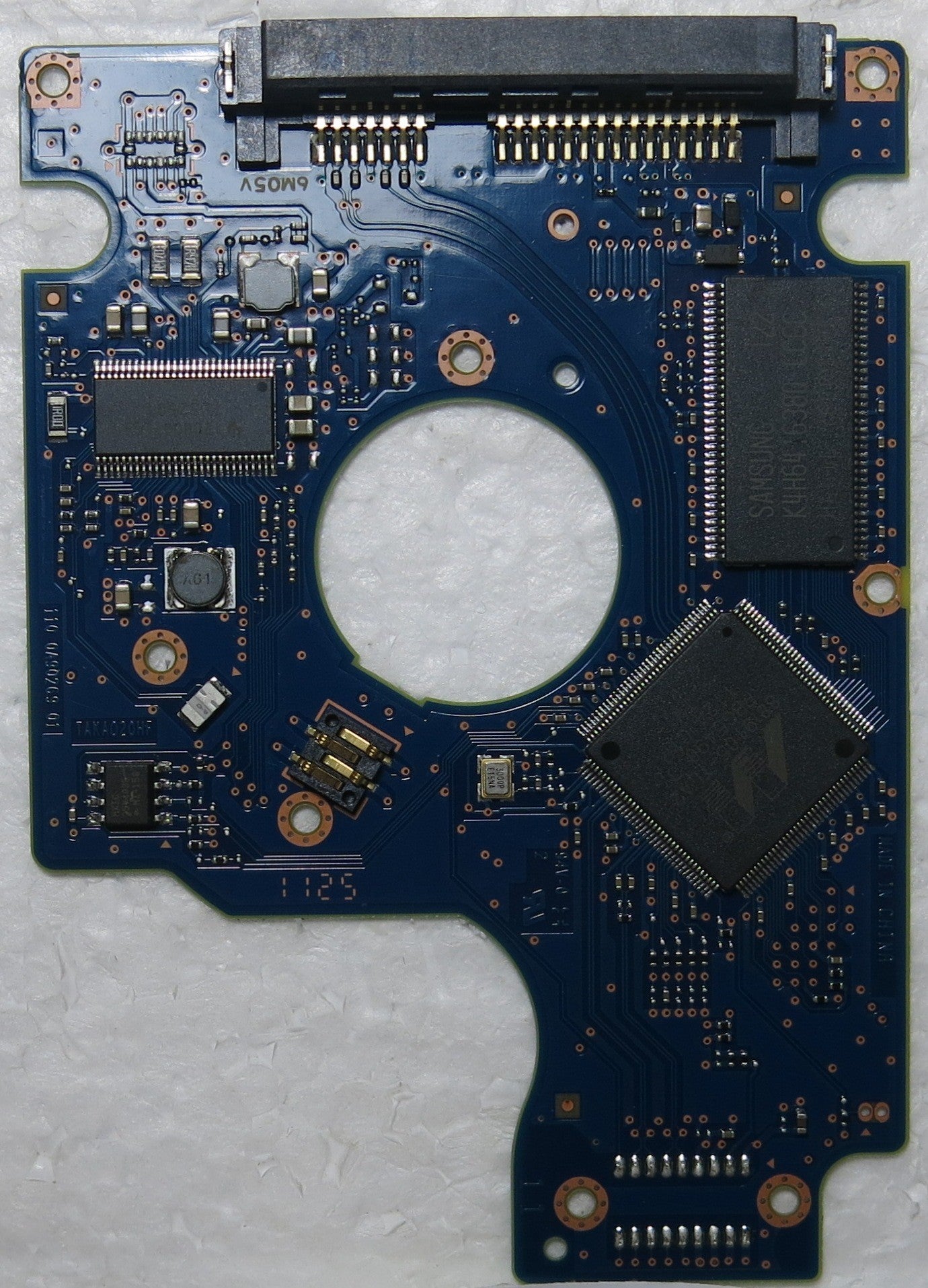 HTS543216A7A384 PN 0J18921 MLC DA4024 220 0A90269 01 PCB