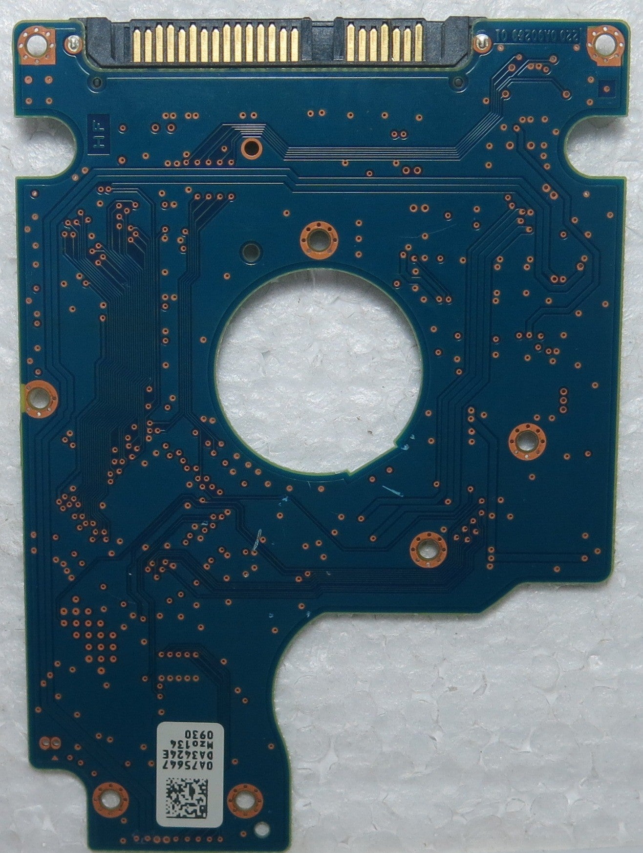 HTS543216A7A384 PN 0J18921 MLC DA4024 220 0A90269 01 PCB