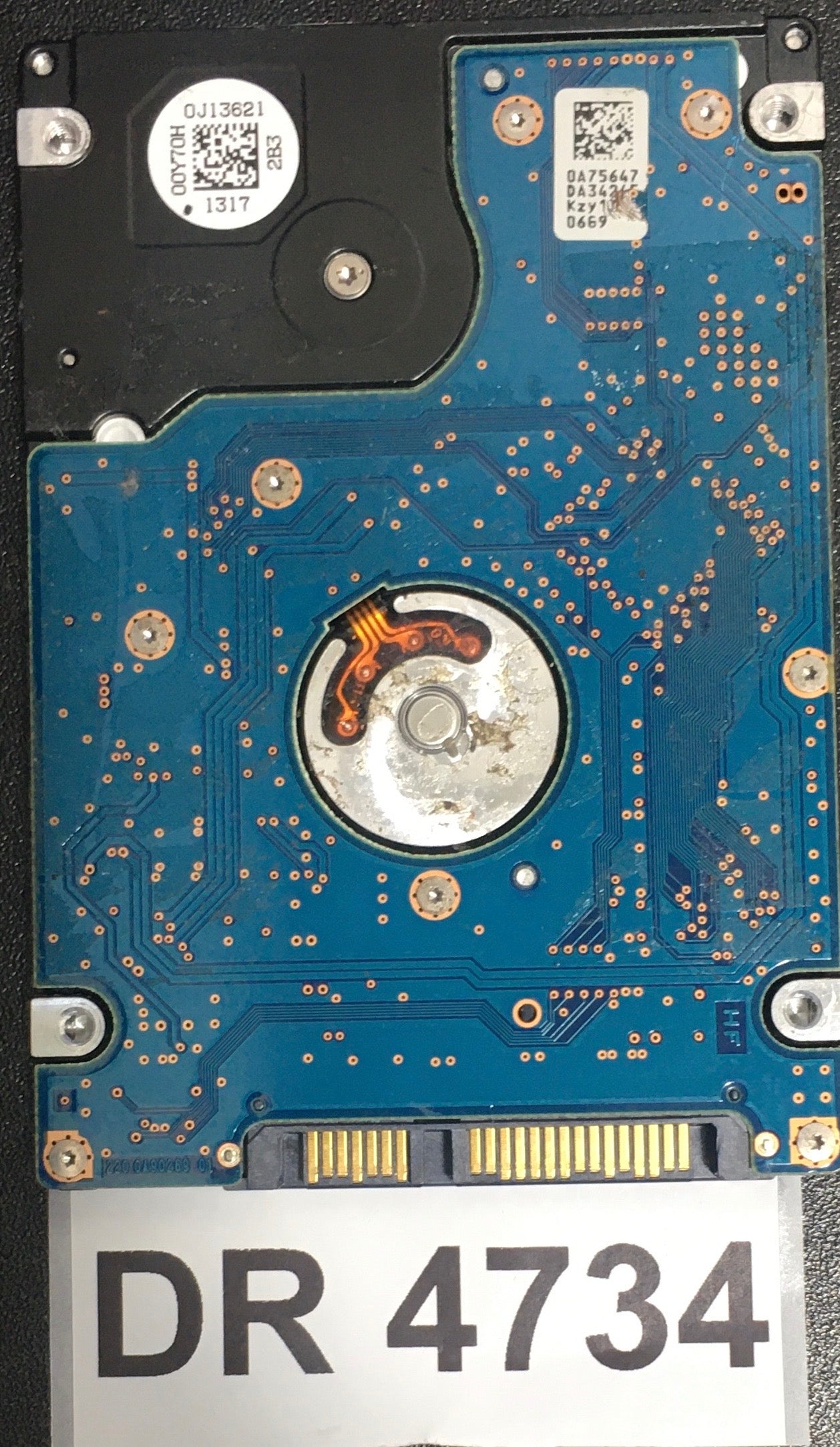 HTS543216A7A384,  Serial: 110922E2015341127G1J,  GB 2.5,  PCB : 220 0A90269 01,