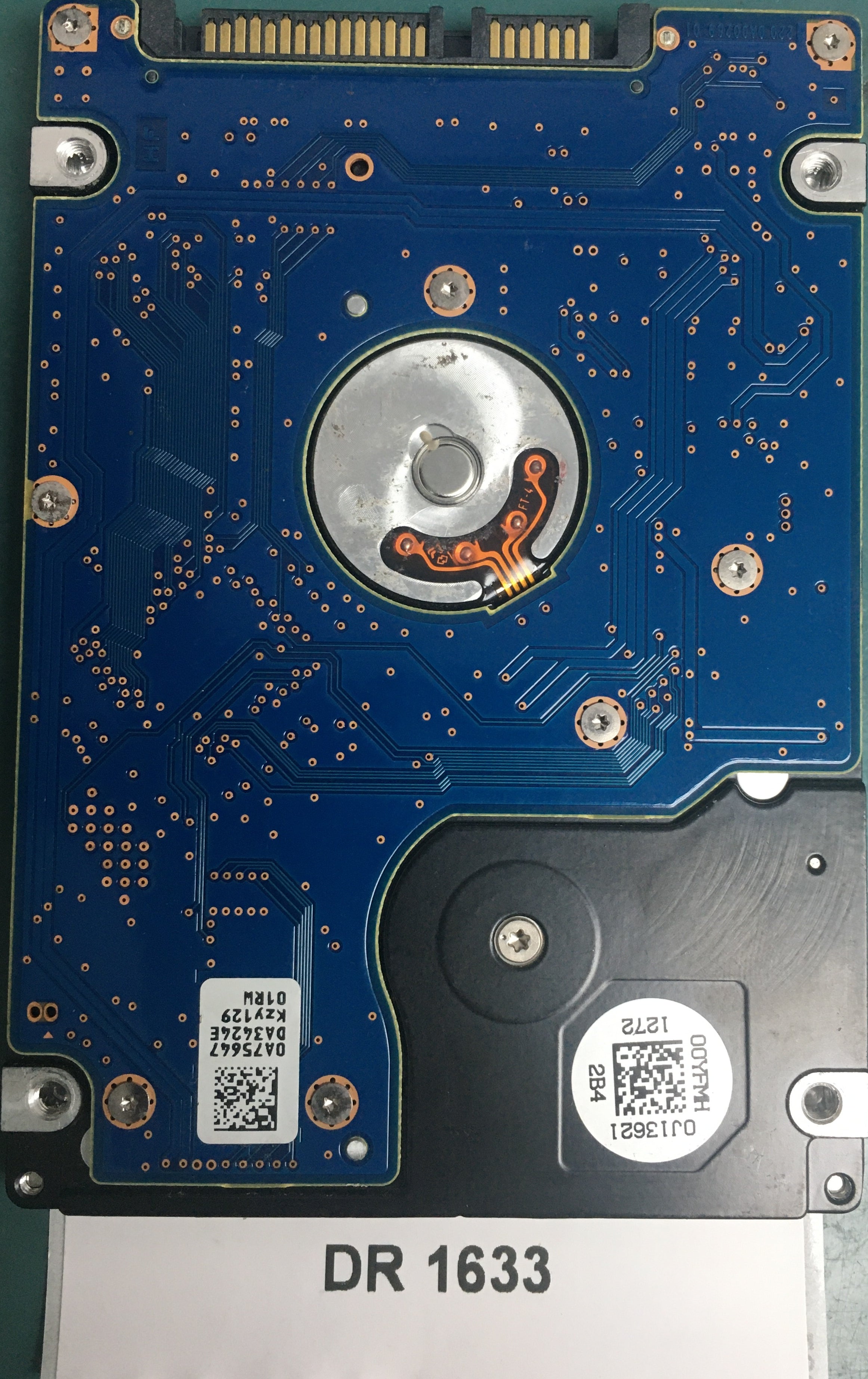 HTS543216A7A384, Serial Number: 110728E200534004R96J, P/N: 0J18921, MLC: DA4024, 160GB 2.5, PCB: 220 DA90269 01