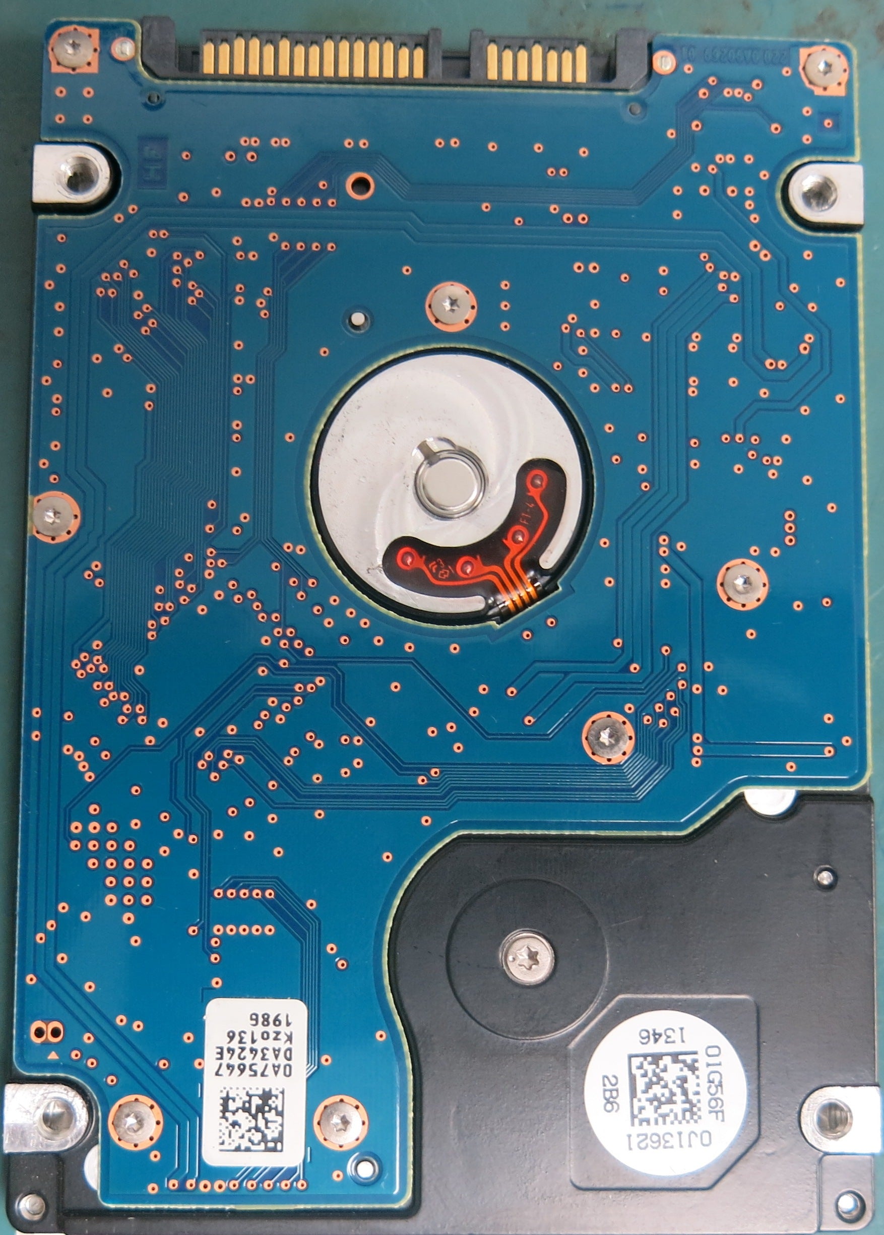 HTS543216A7A384, Serial Number: 110919E20053400YHS3J, P/N: 0J18921, MLC: DA4024, 160GB 2.5, PCB: 220 0A90269 01