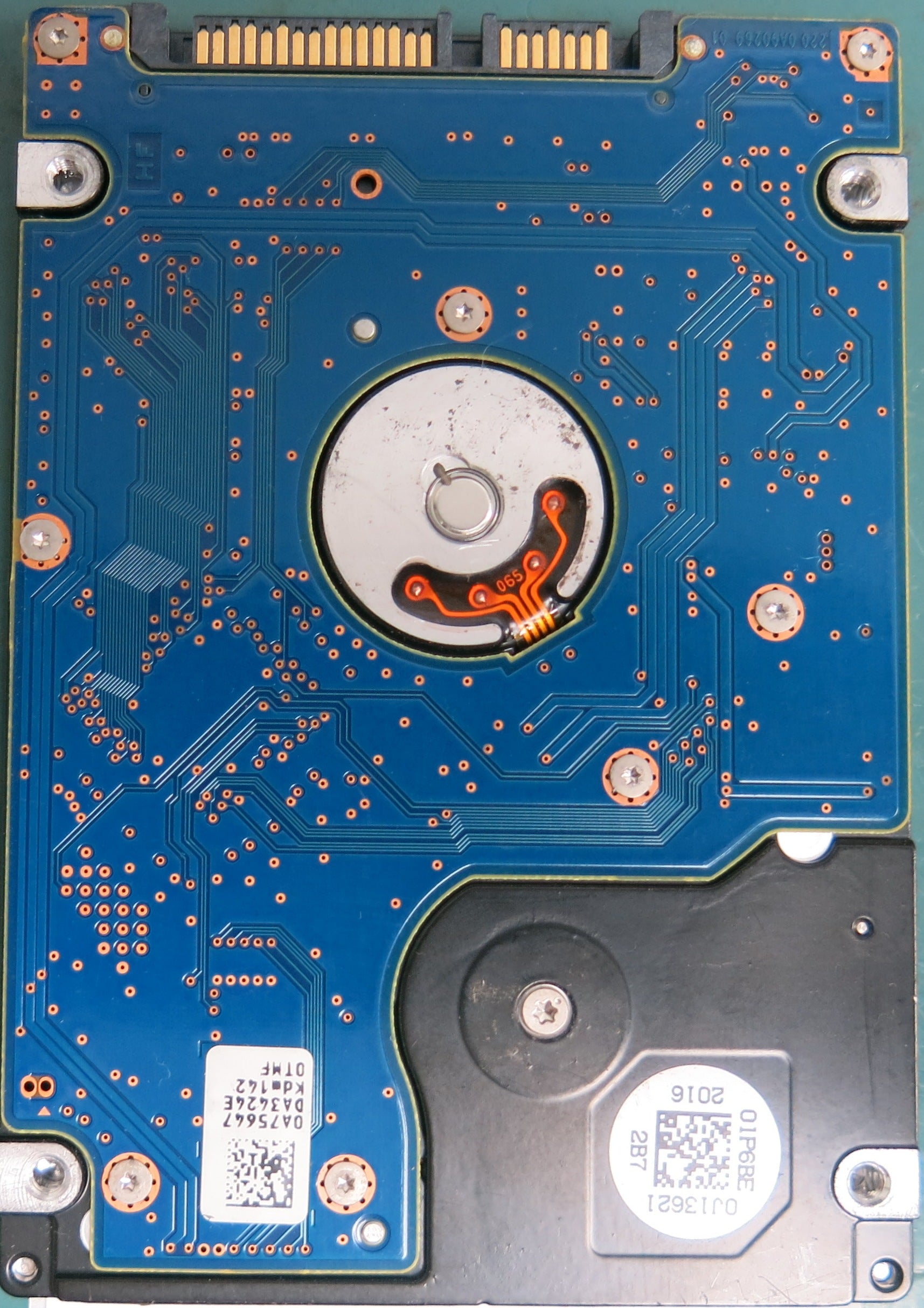 HTS543216A7A384, Serial Number: 120114E20053401J9VHJ, P/N: 0J18921, MLC: DA4024, 160GB 2.5, PCB: 220 0A90269 01