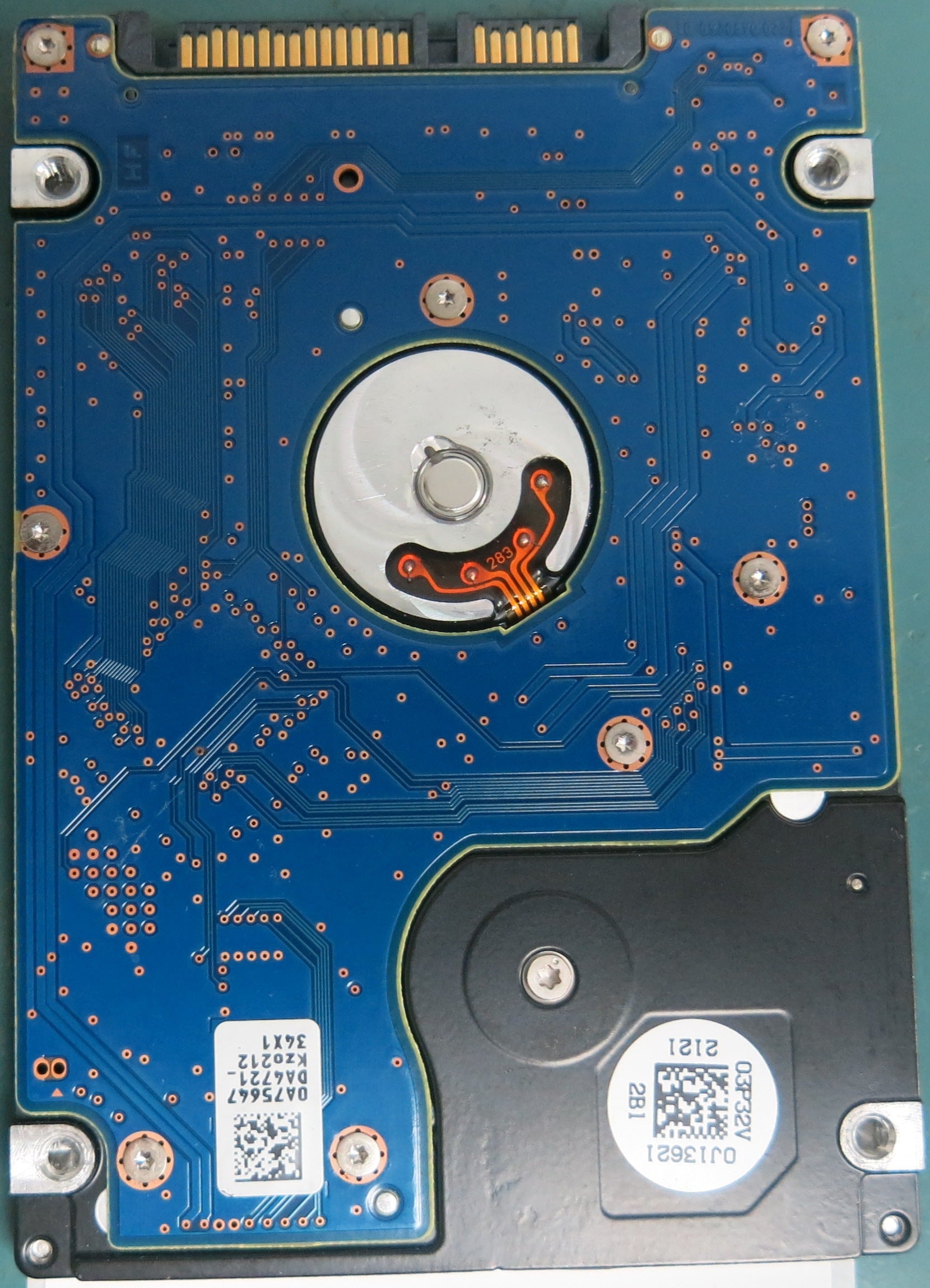 HTS543216A7A384, Serial Number: 120330E200534022XY4J, P/N: 0J18921, MLC: DA4024, 160GB 2.5
