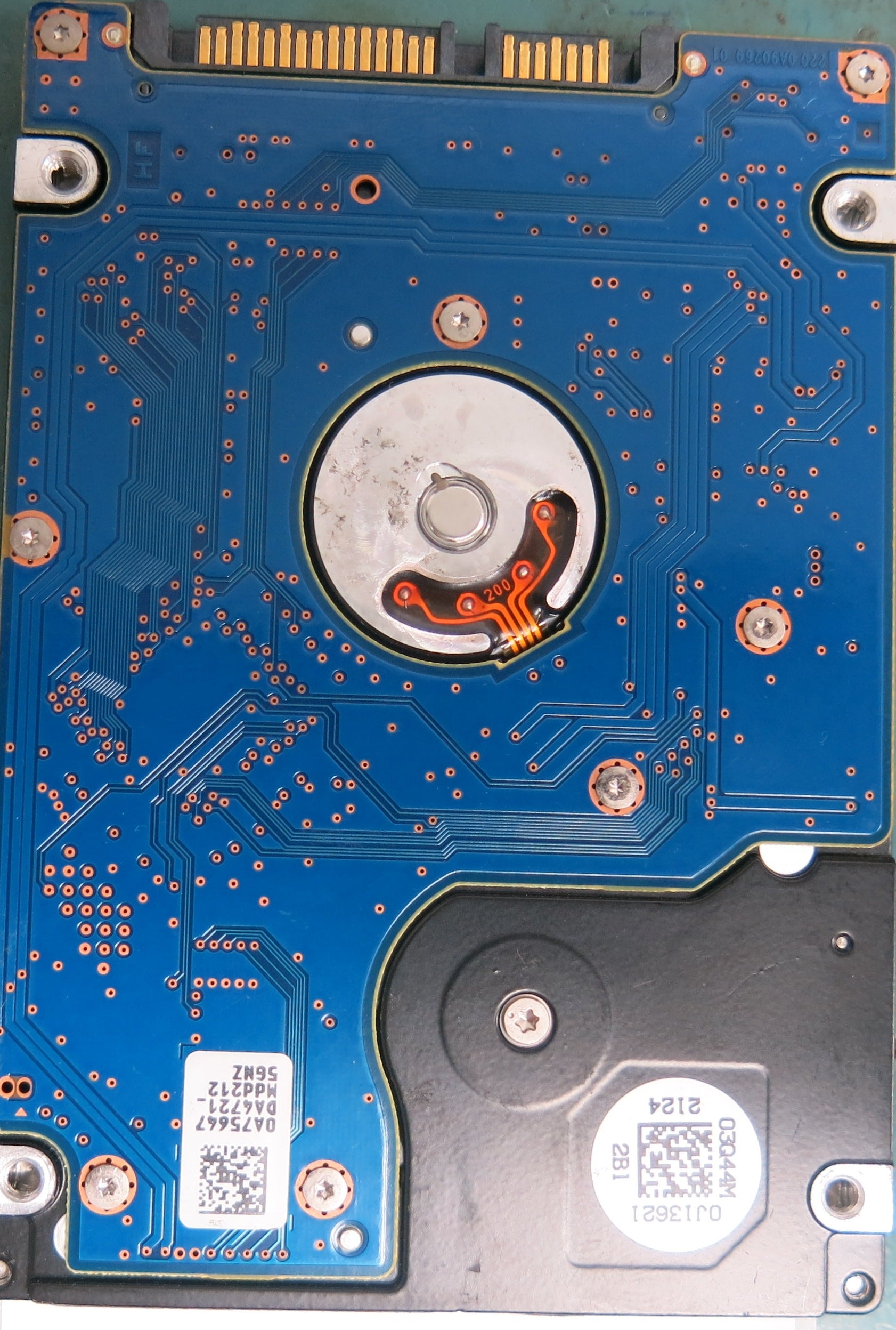 HTS543216A7A384, Serial Number: 120330E200534023GAKJ, P/N: 0J18921, MLC: DA4024, 160GB 2.5, PCB: 220 0A90269 01