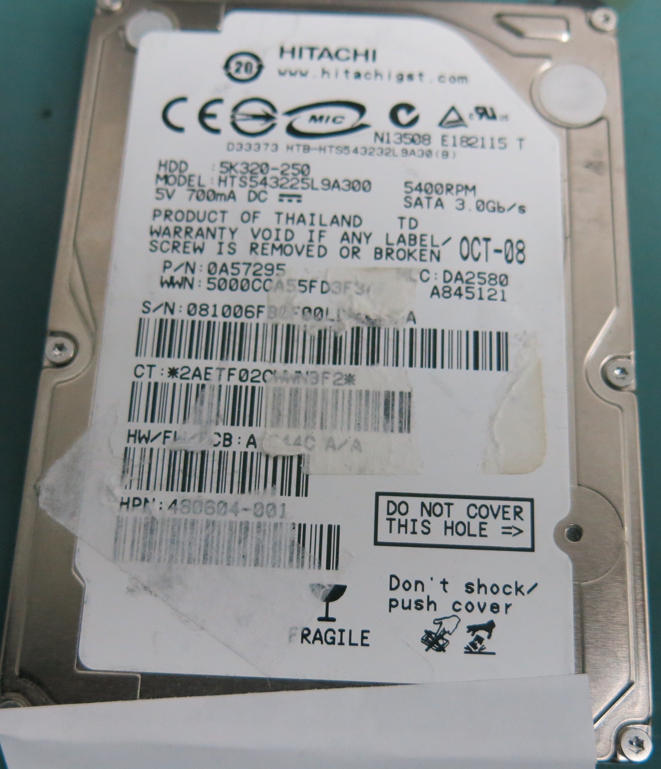 HTS543225L9A300, P/N: 0A57295, MLC: DA2580, 250GB 2.5