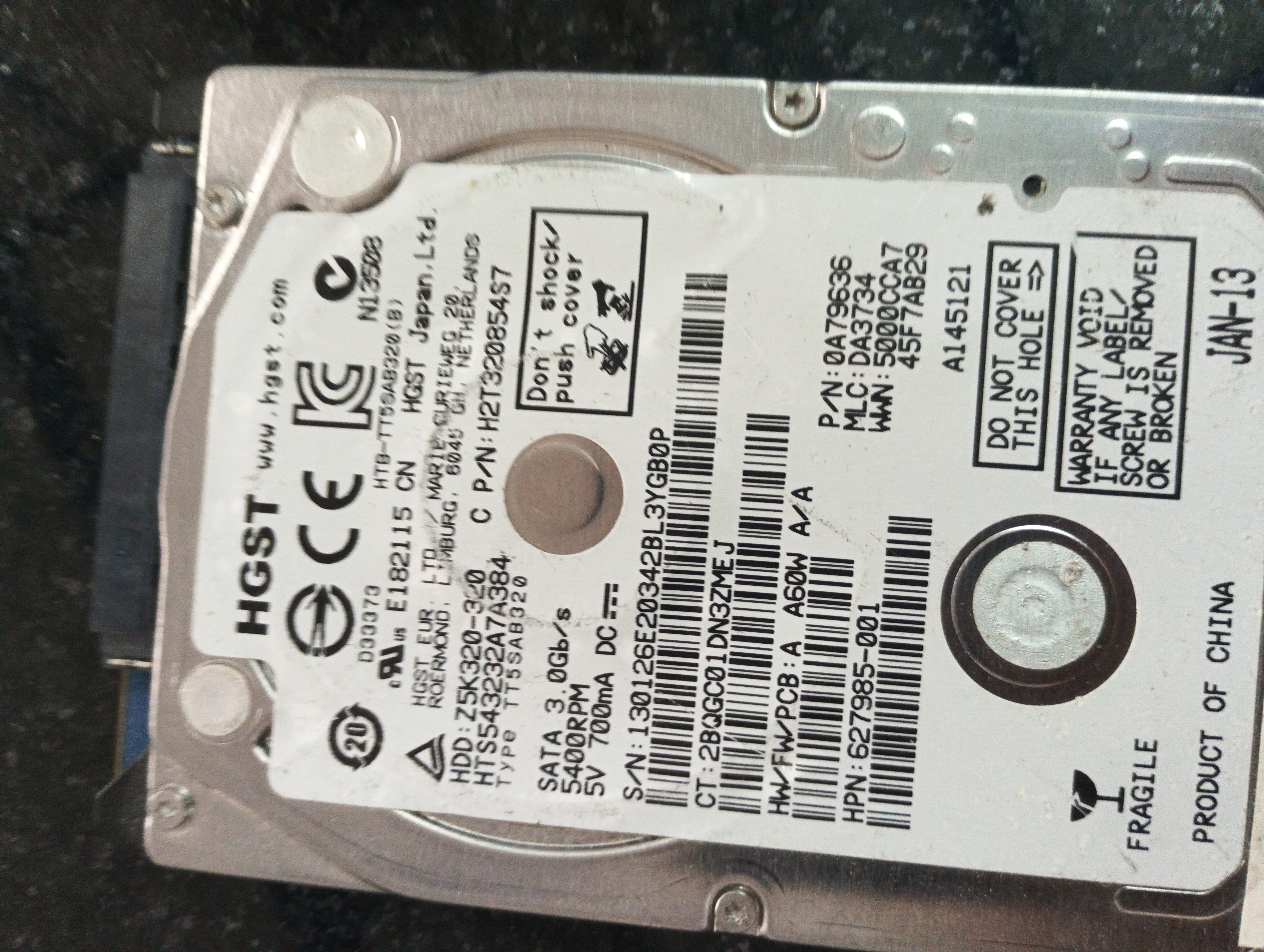 HTS543232A7A384,  P/N: 0A79636,  Serial: 130126E20342BL3YGB0P,  320GB 2.5,  PCB:220 0A90269 01,