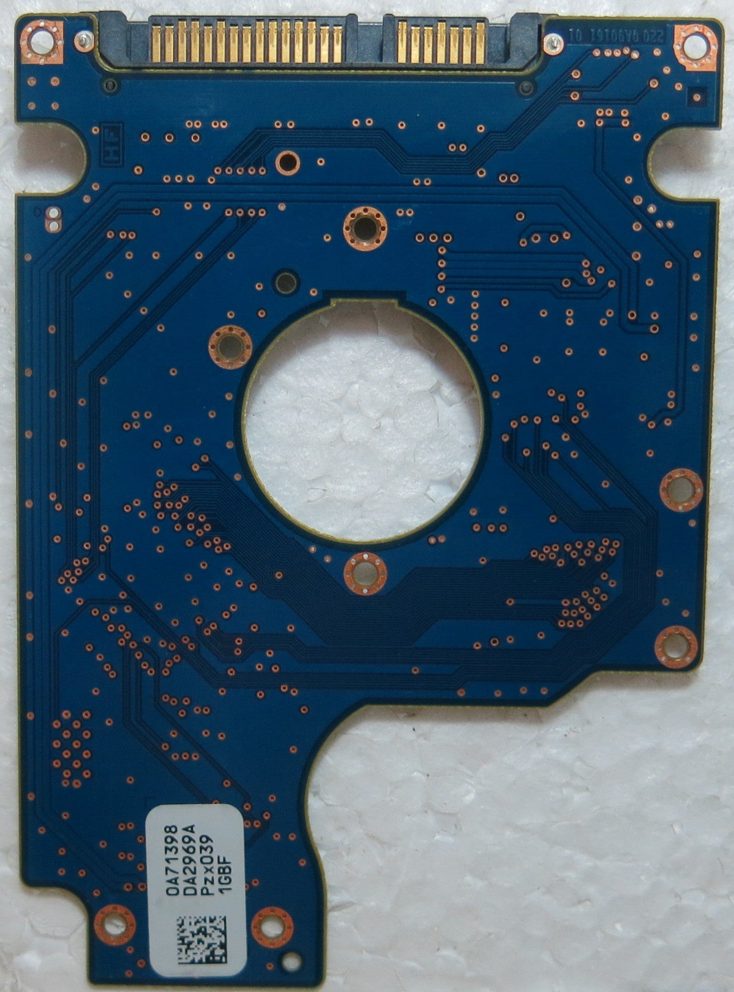 HTS545016B9SA00 PN 0A70451 MLC DA2987 220 OA90161 01 PCB