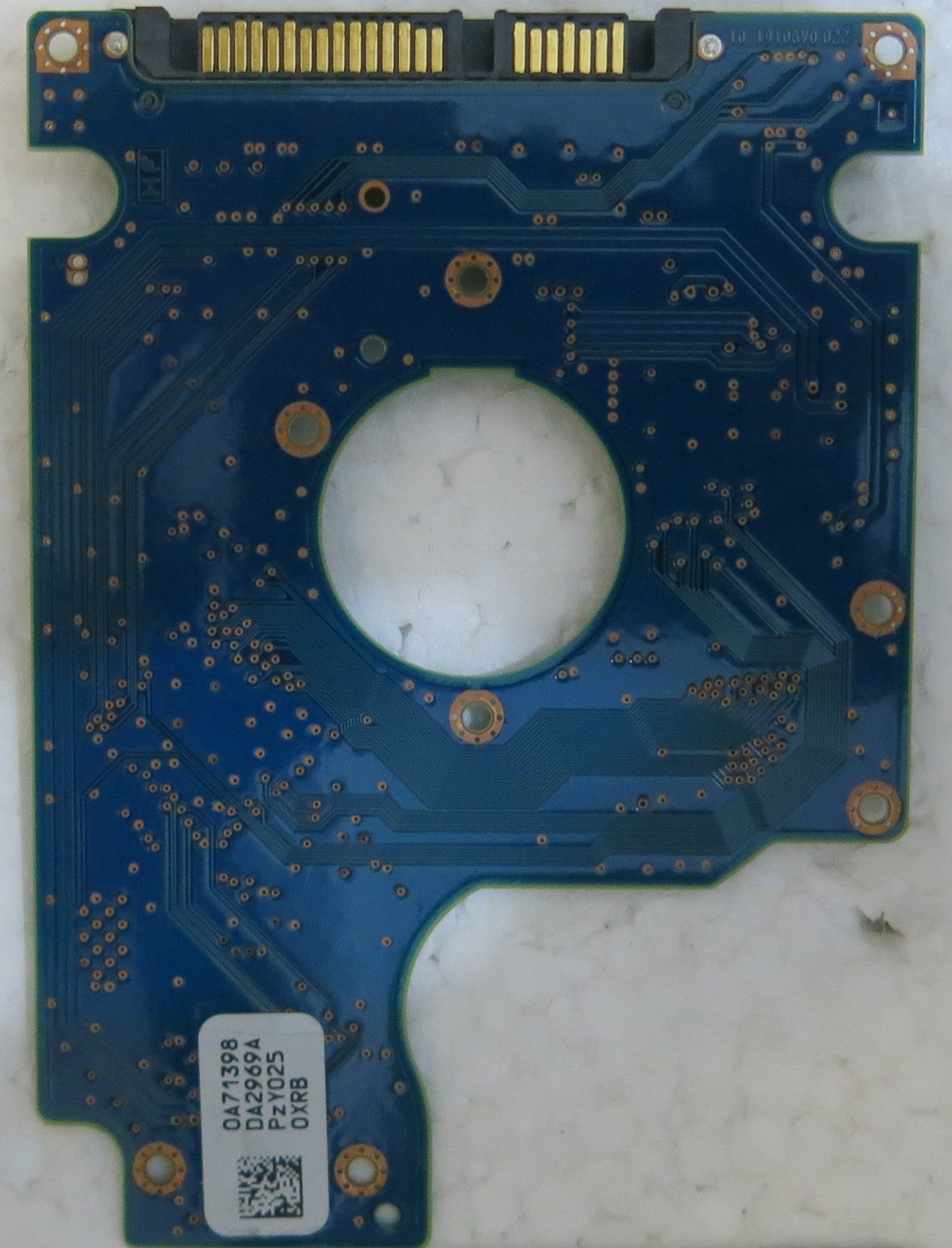 HTS545016B9SA00 PN 0A70451 MLC DA2987 220 OA90161 01 PCB