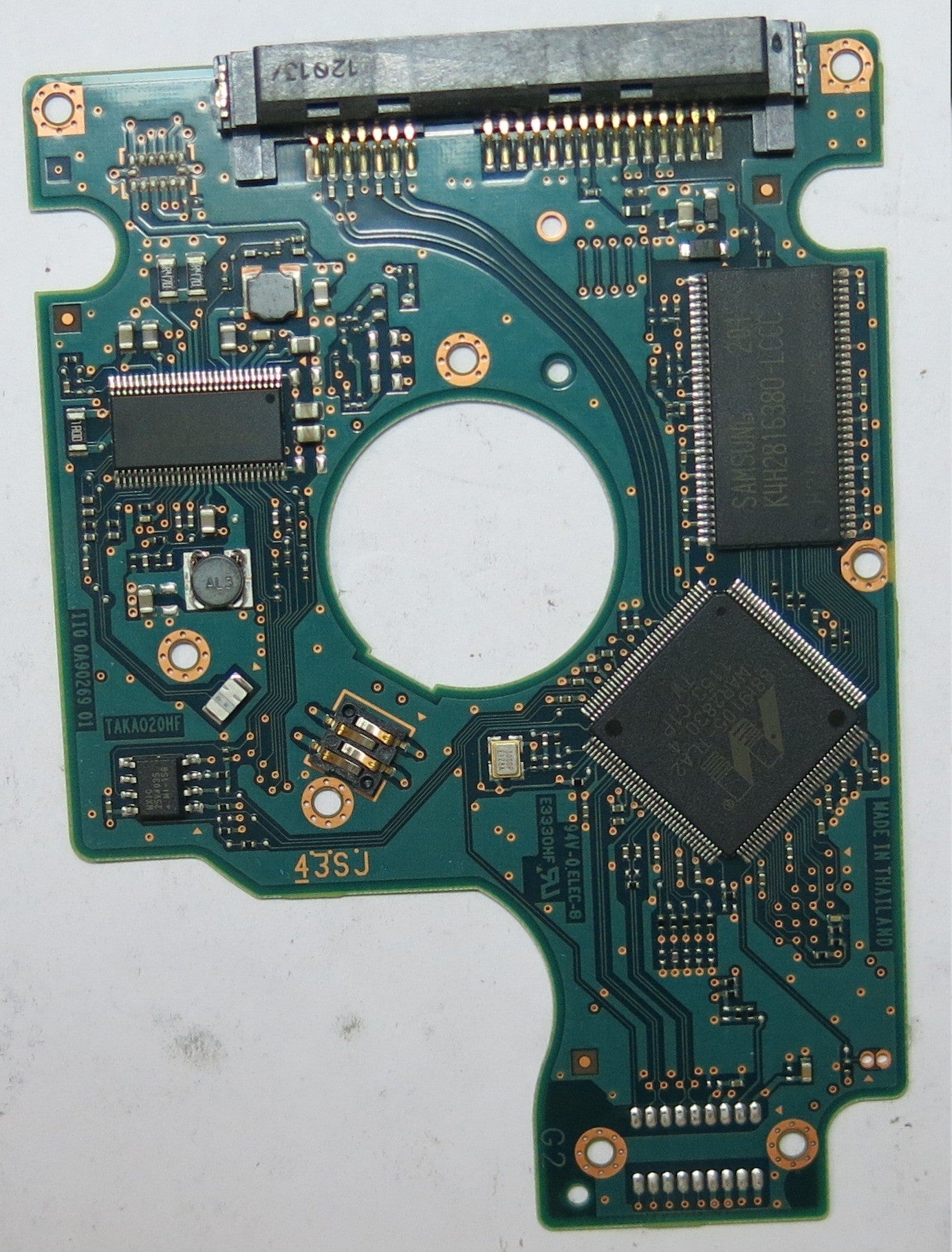 HTS723232A7A364 0A79646 220 0A90269 01 PCB