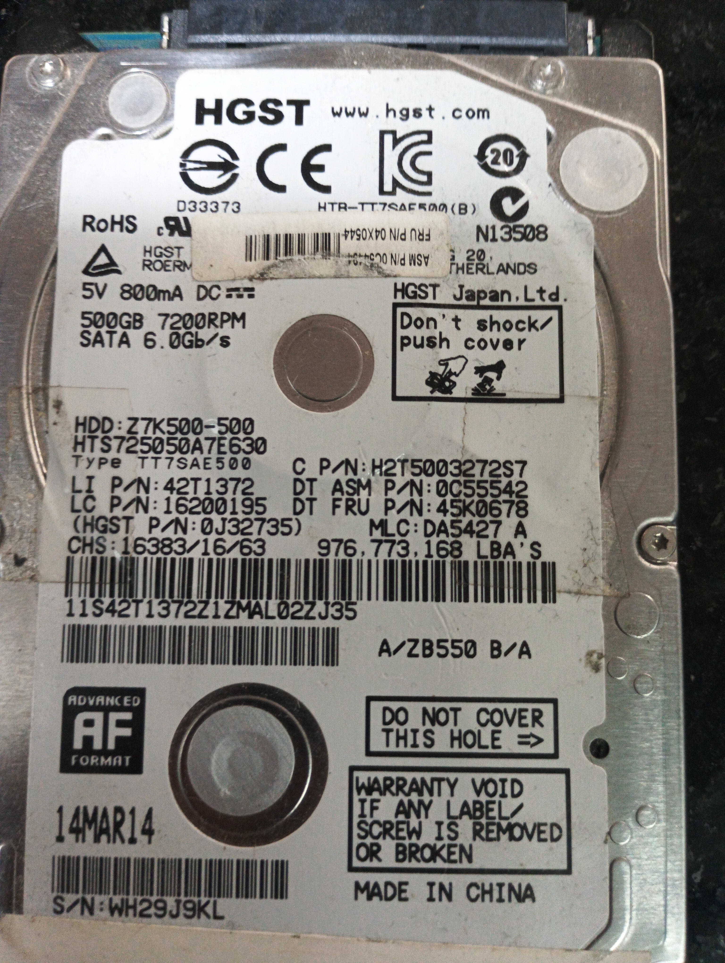 HTS725050A7E630,  P/N: 0J32735,  Serial: WH29J9KL,  500GB 2.5  PCB:220 0A90351 01