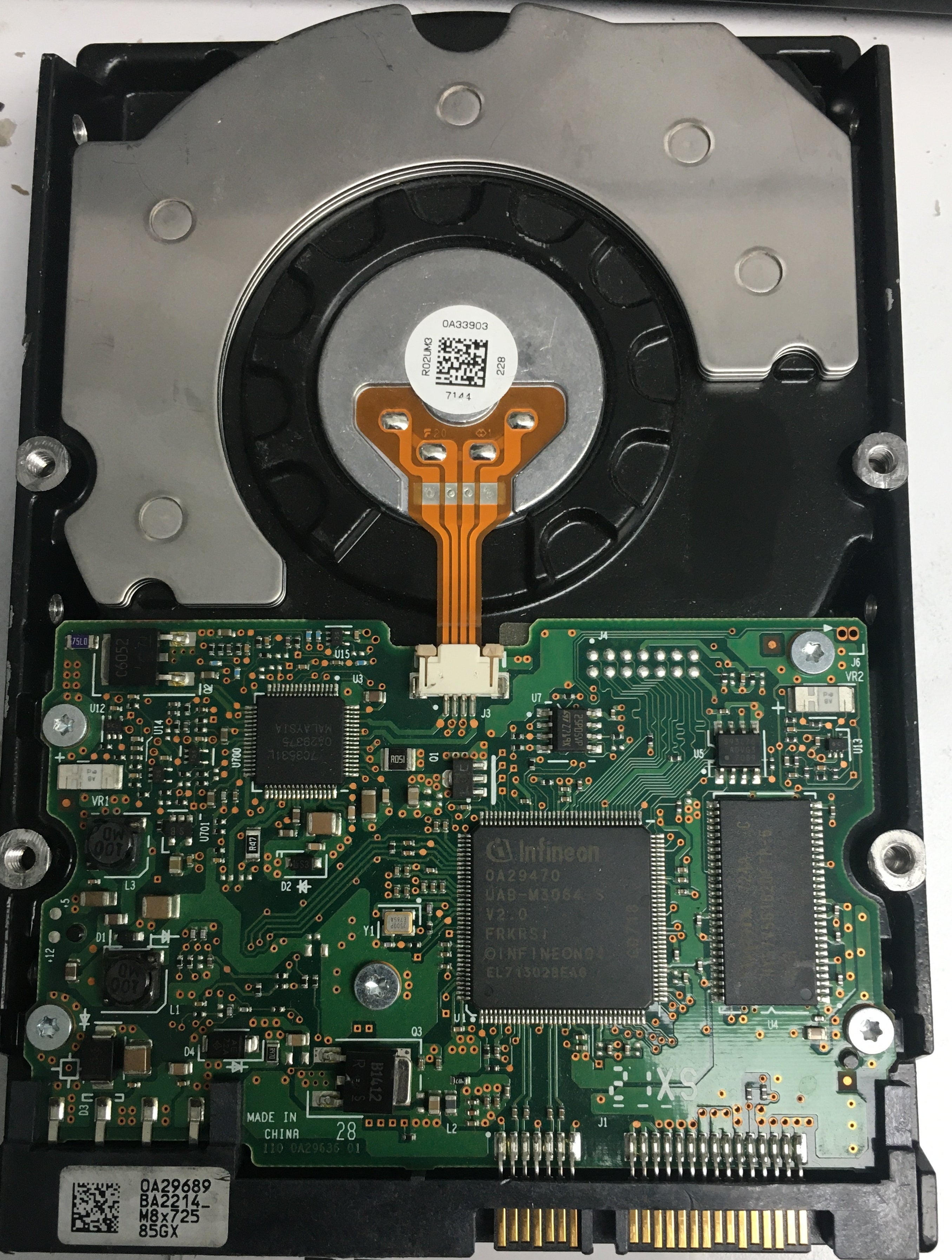 HUA721010KLA330, 1TB 3.5, PCB: 110 0A29636 01,SERIAL:PAG1R30E