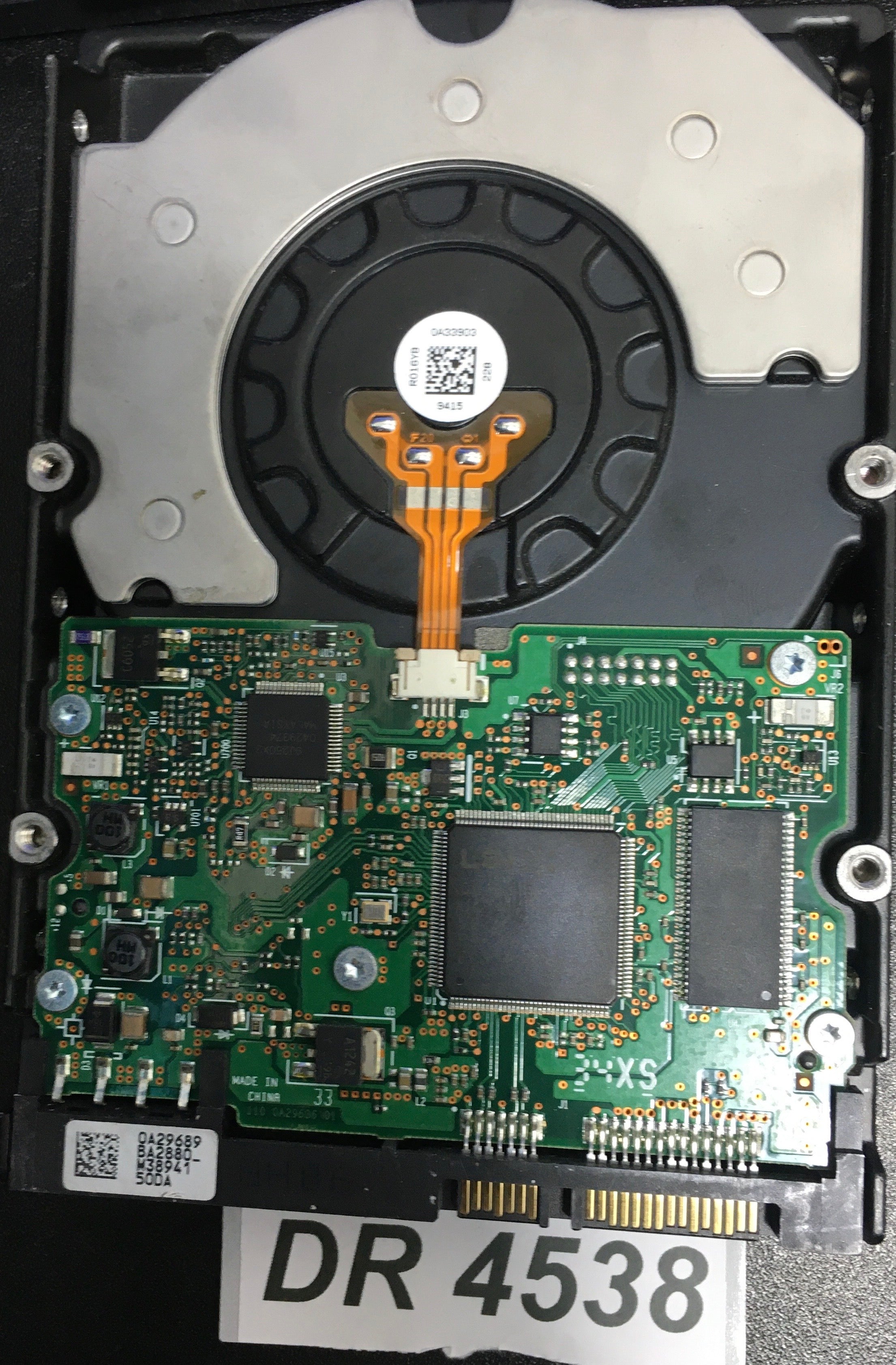 HUA721010KLA330  Serial:PBJX9WZF  1000GB 3.5  PCB: 110 0A29636 01 REV A