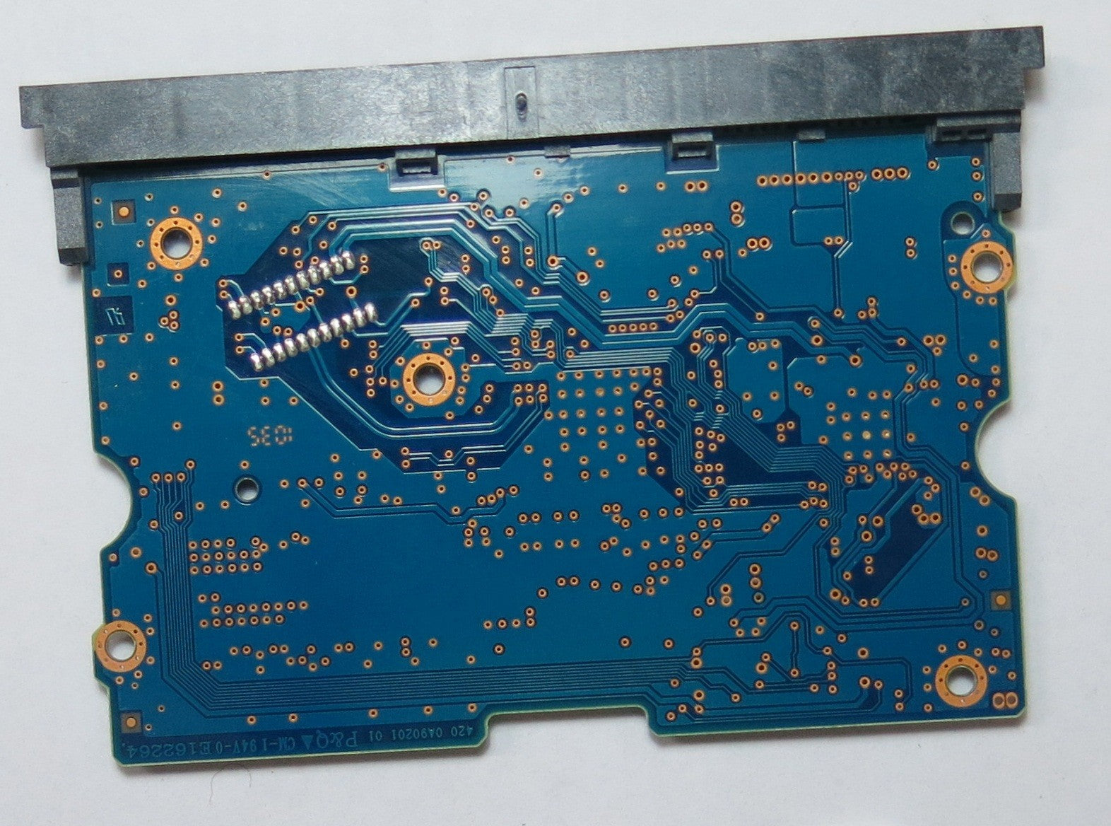 HUA722020ALA330 PN 0F10452  110 0A90201 PCB