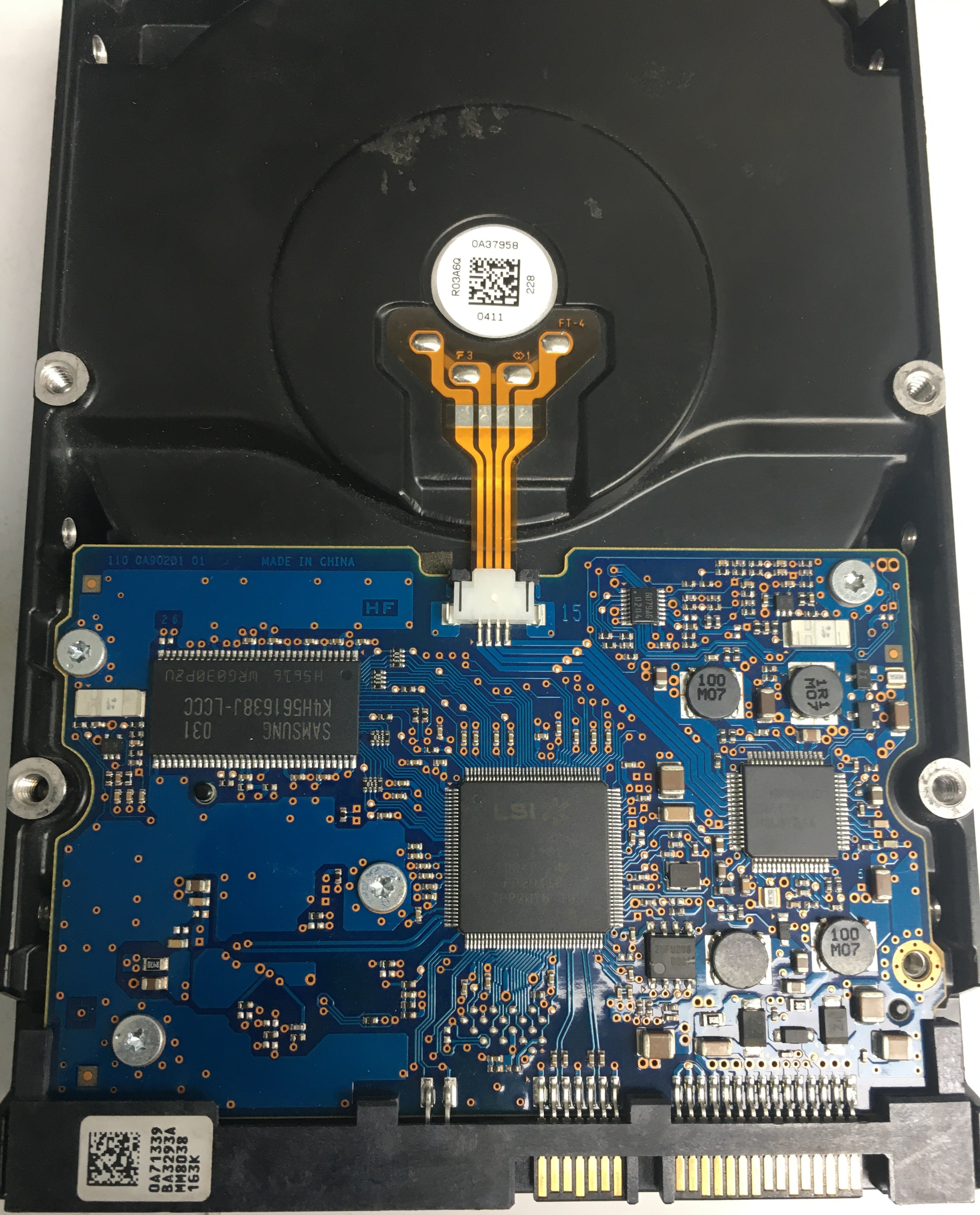 HUA722020ALA330, Serial Number: B9HAYXAF, P/N: 0F10632, MLC: JPK3GA, 2TB 3.5, PCB: 110 0A90201 01