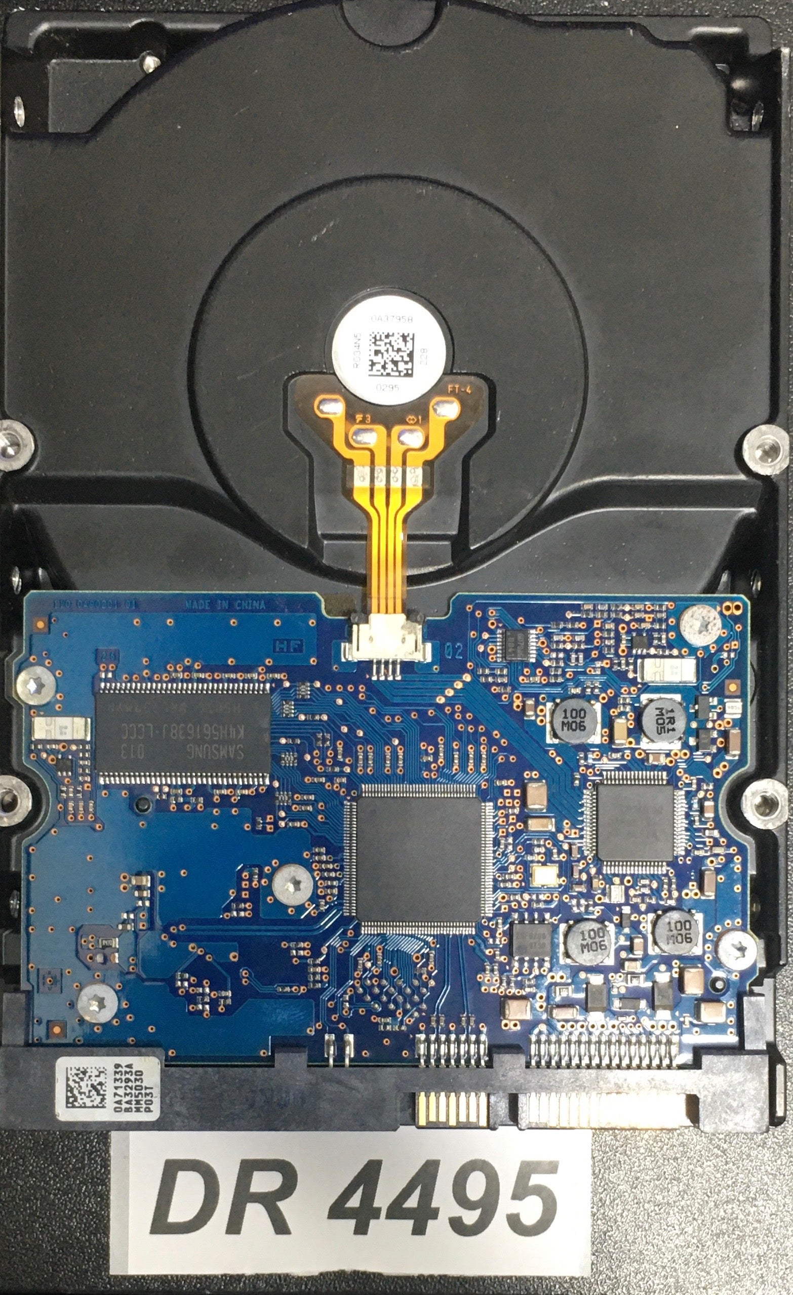 HUA722020ALA331  P/N:0F10629  Serial:YBKX9A2F  2000GB 3.5  PCB: 110 0A90201 01 REV A