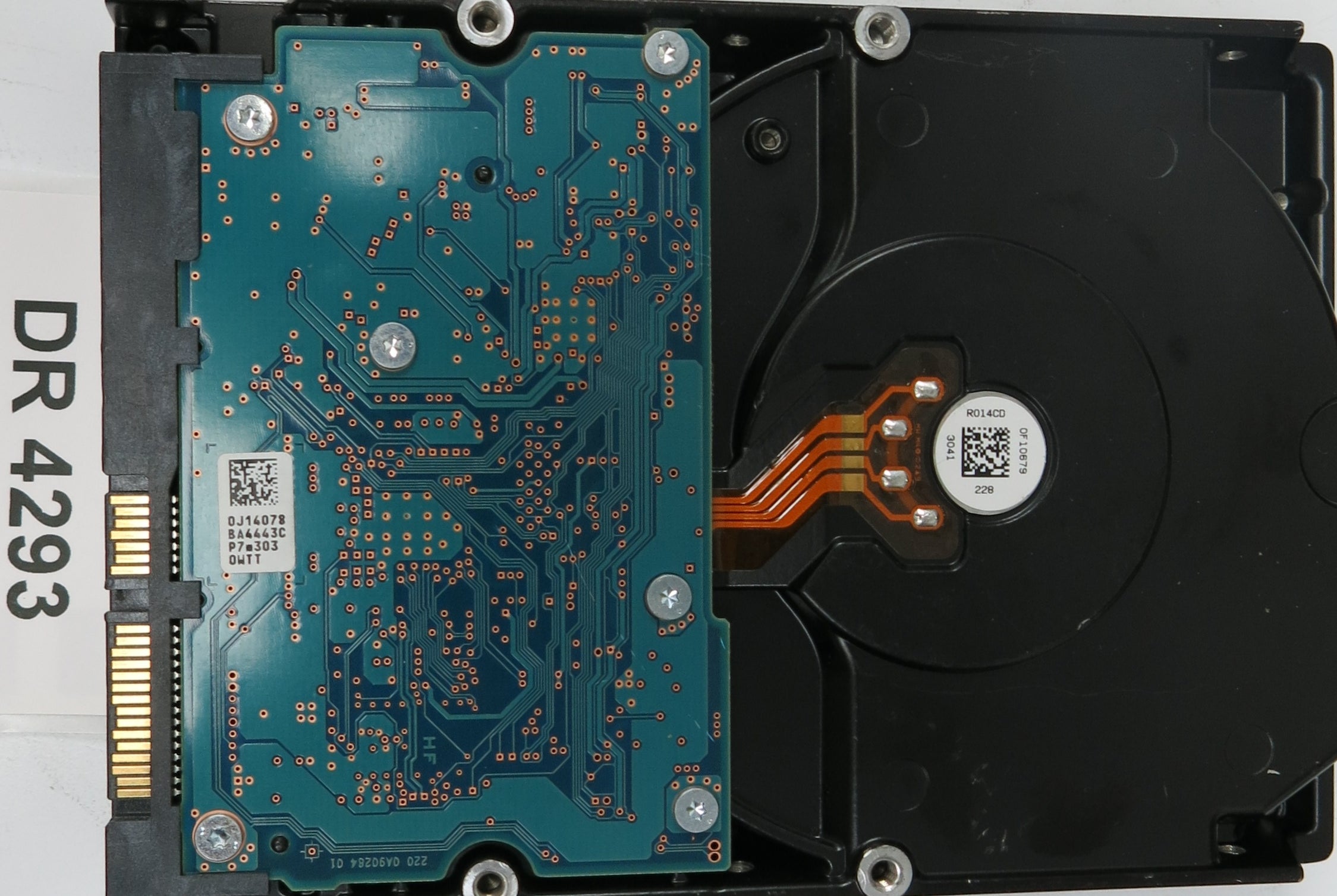 HUA723020ALA640, Serial Number: YGJSVM2C, P/N: 0F14992, MLC: MRK870, 2TB 3.5, PCB: 220 0A90284 01