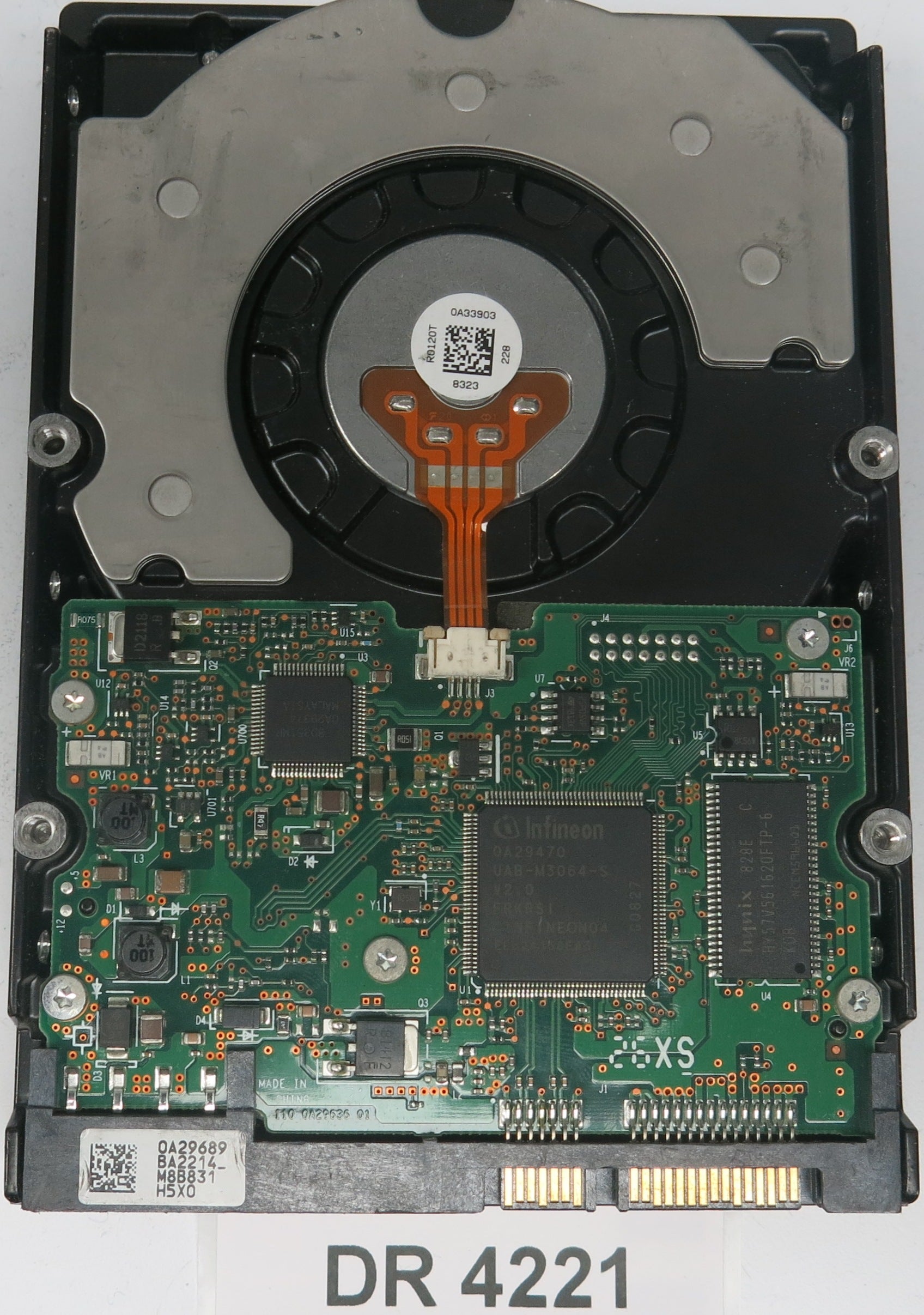 HUA721010KLA330,  P/N: 118032579,  Serial: PBG0P2AF,  1TB 3.5,  PCB: 110 0A29636