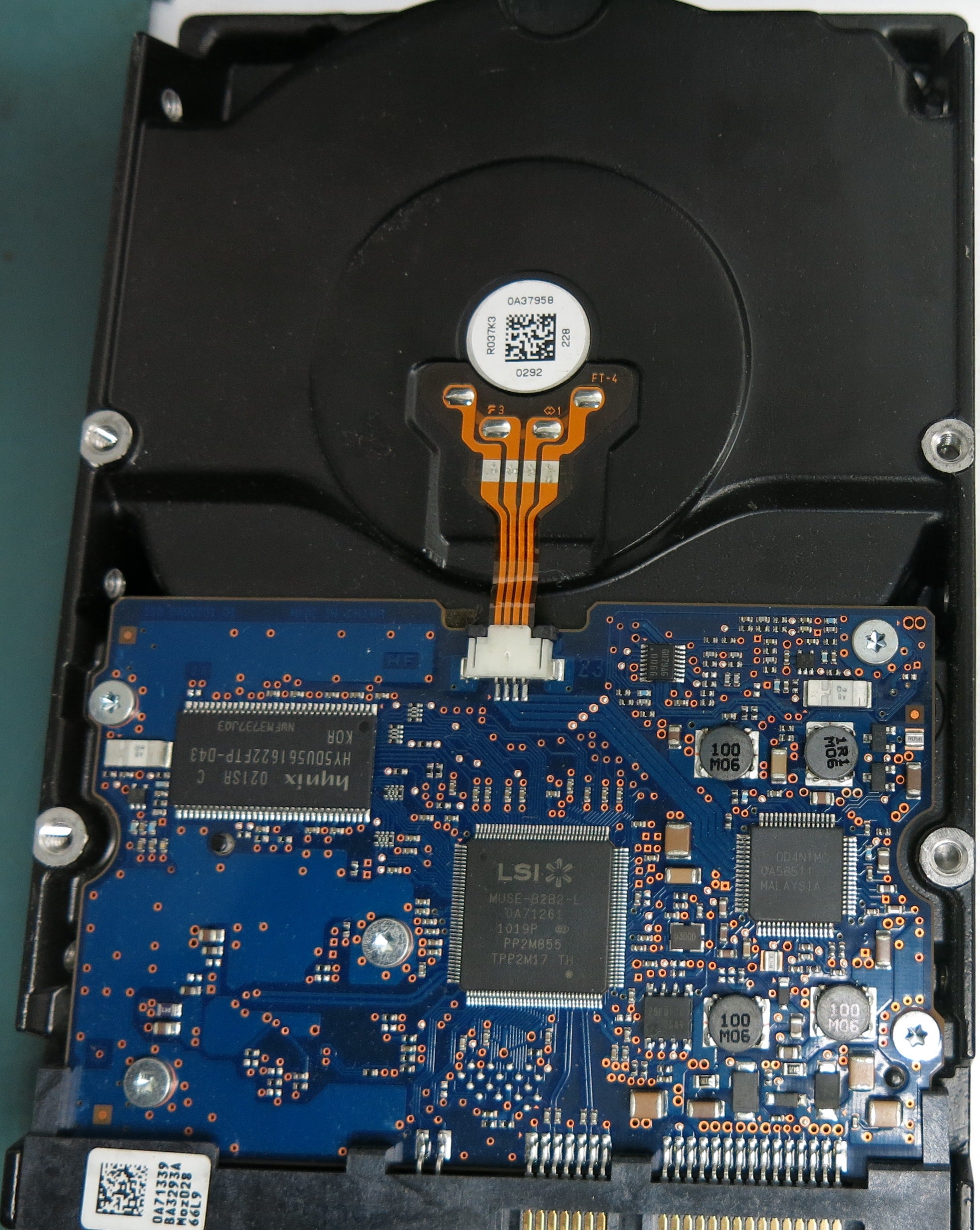 HUA722020ALA331,  PCB: 110 0A90201 01, Serial Number: YBKRZ42F, P/N: 0F10629, MLS: JPK3FD,