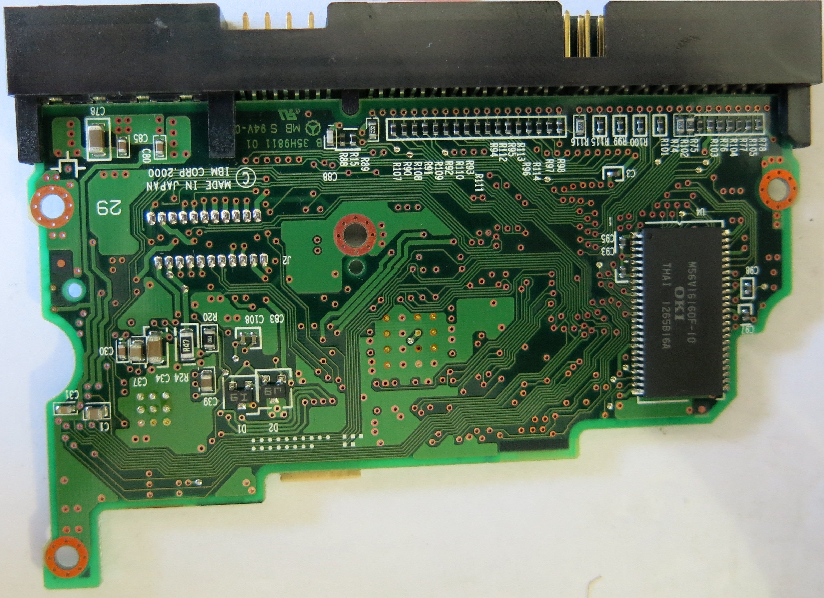 IBM IC35L020AVER07-0 F PCB B 35H9811 01