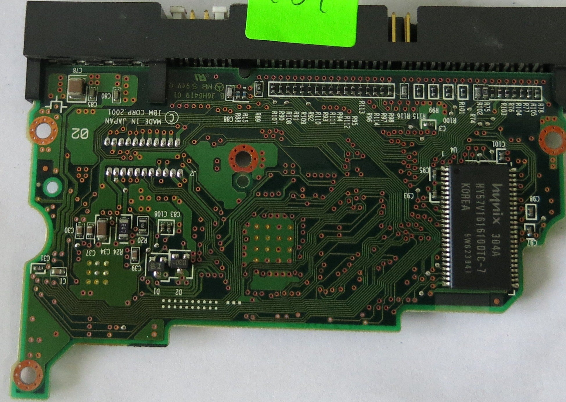 IC35L040AVV07-0 P/N 07N8137 B 36H6419 01 PCB