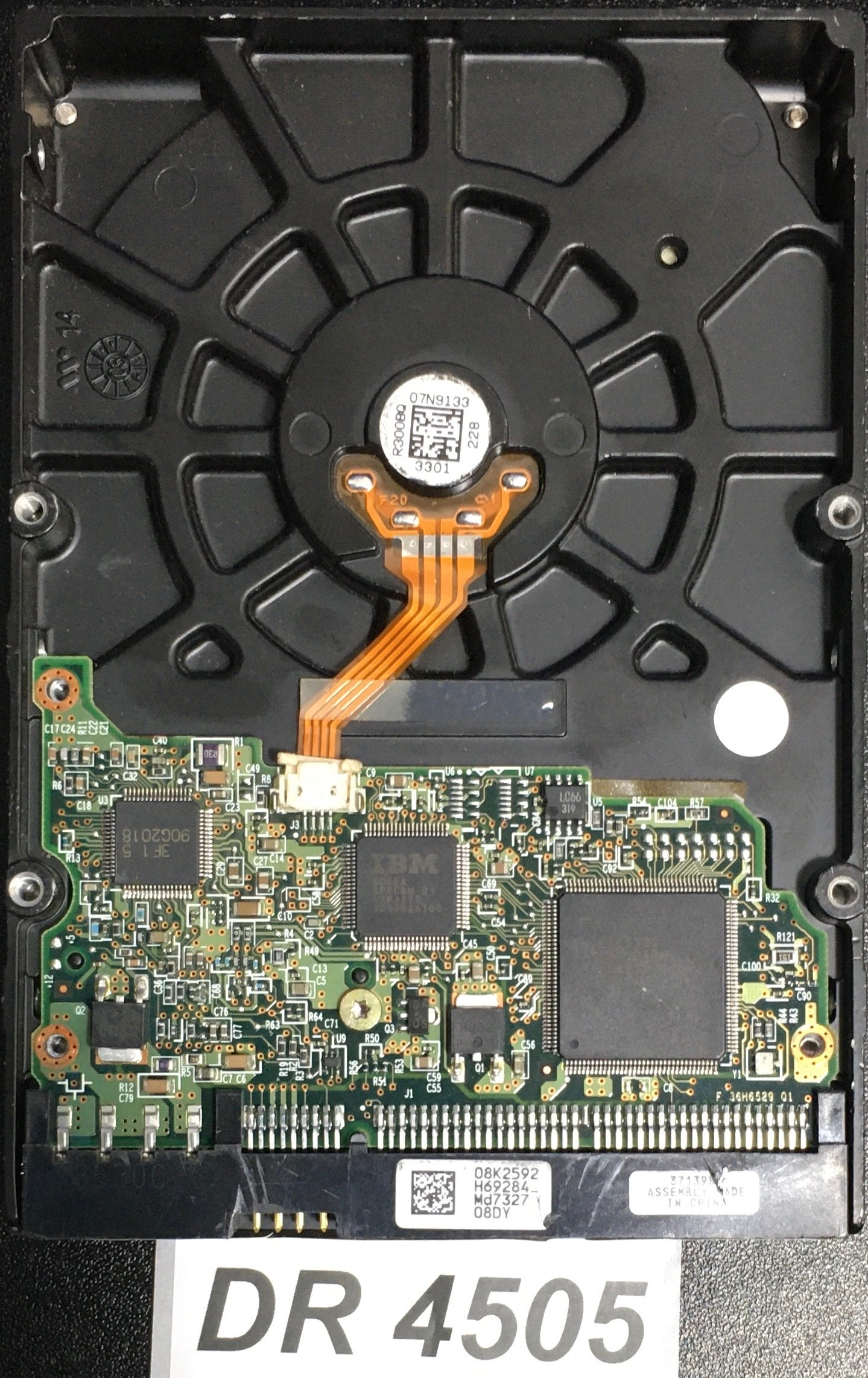 IC35L060AVV207-0  P/N:13G0221  Serial:WNVB02G2HD26VV  40GB 3.5