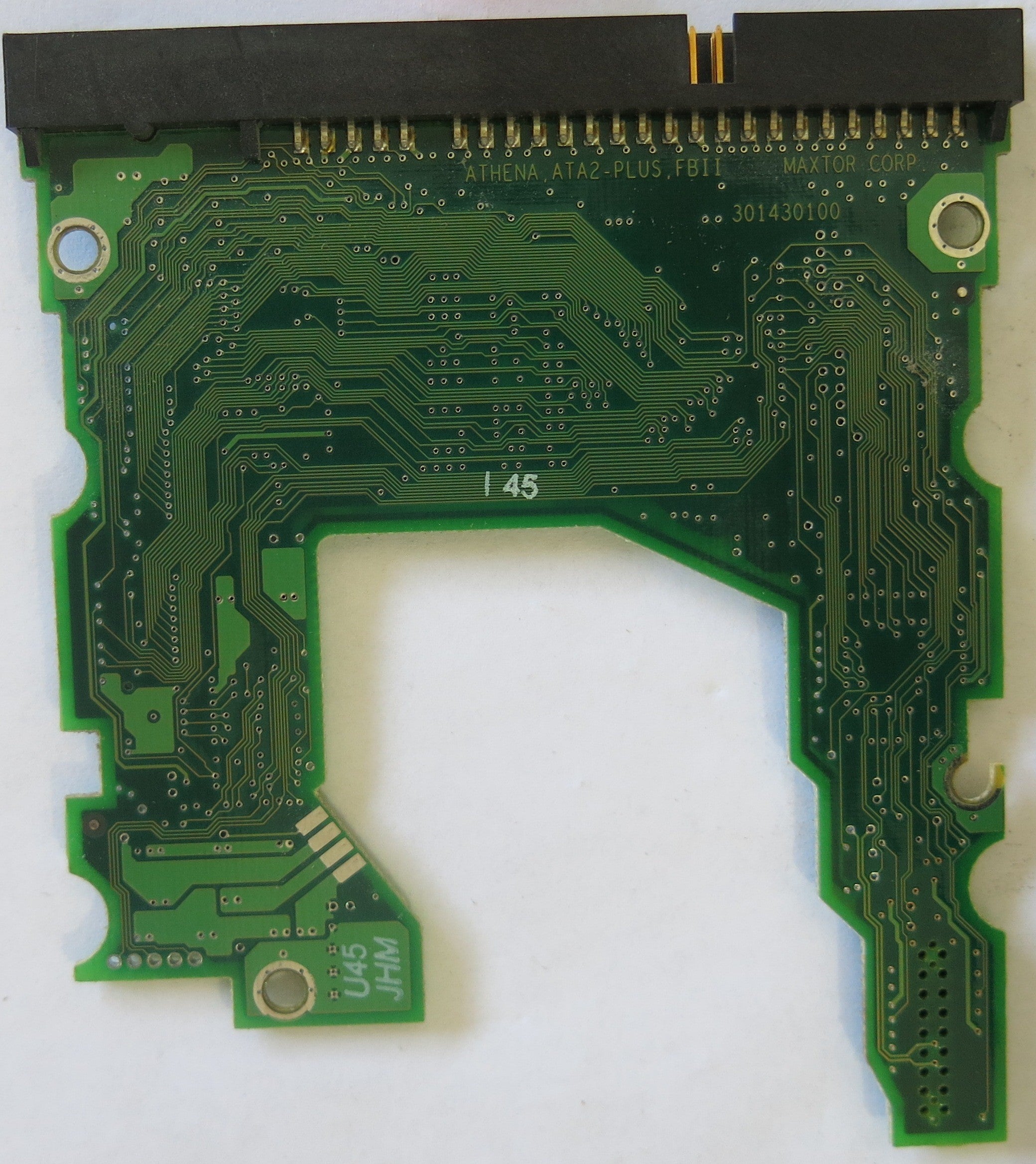 MAXTOR 2B020H1 PCB 301430100  P/N234042-001 CODE WAH21PB0 SN B19KJZ2E