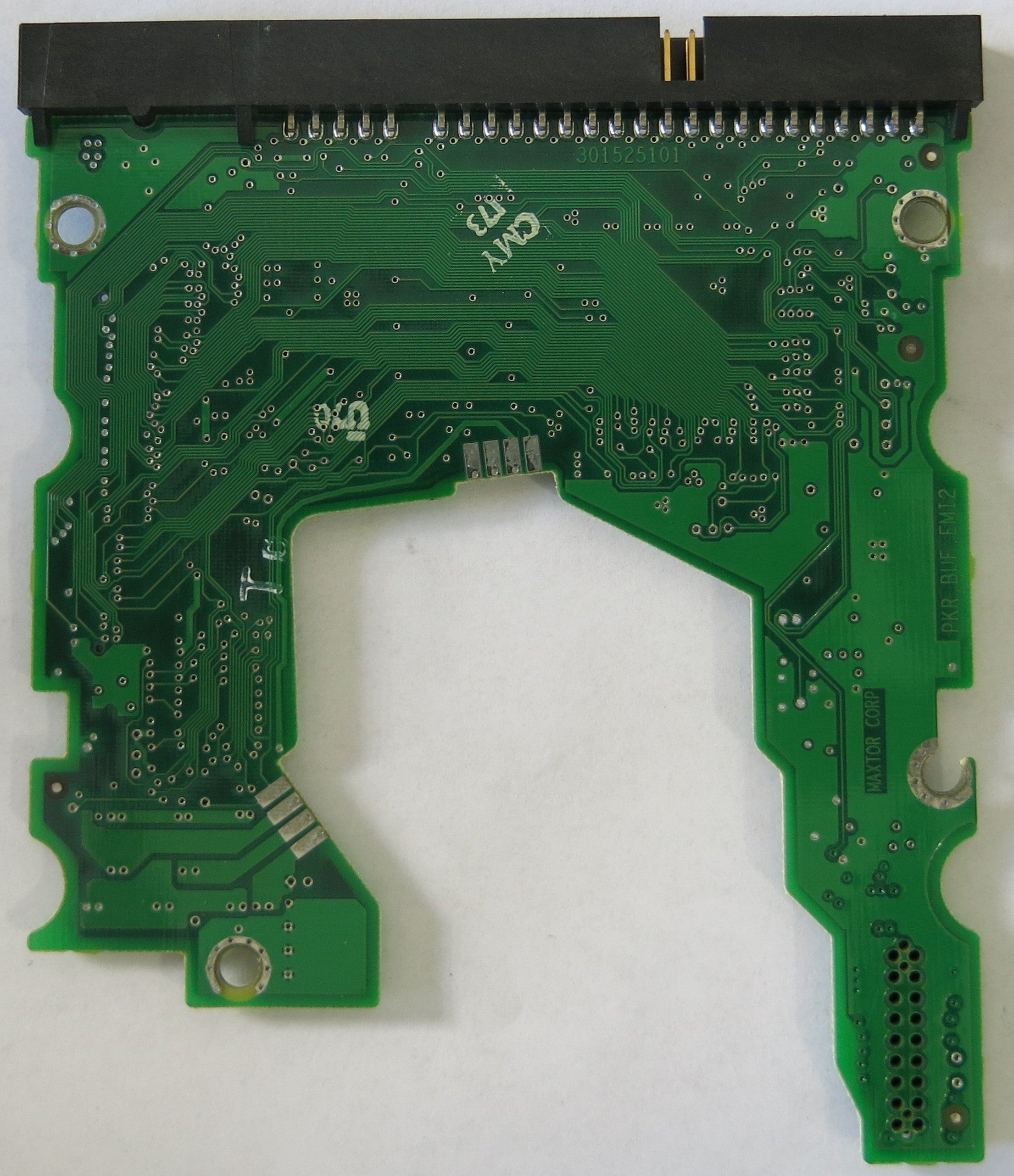 MAXTOR 2F040L07 CODE: VAM51JJ0   301525101 PCB