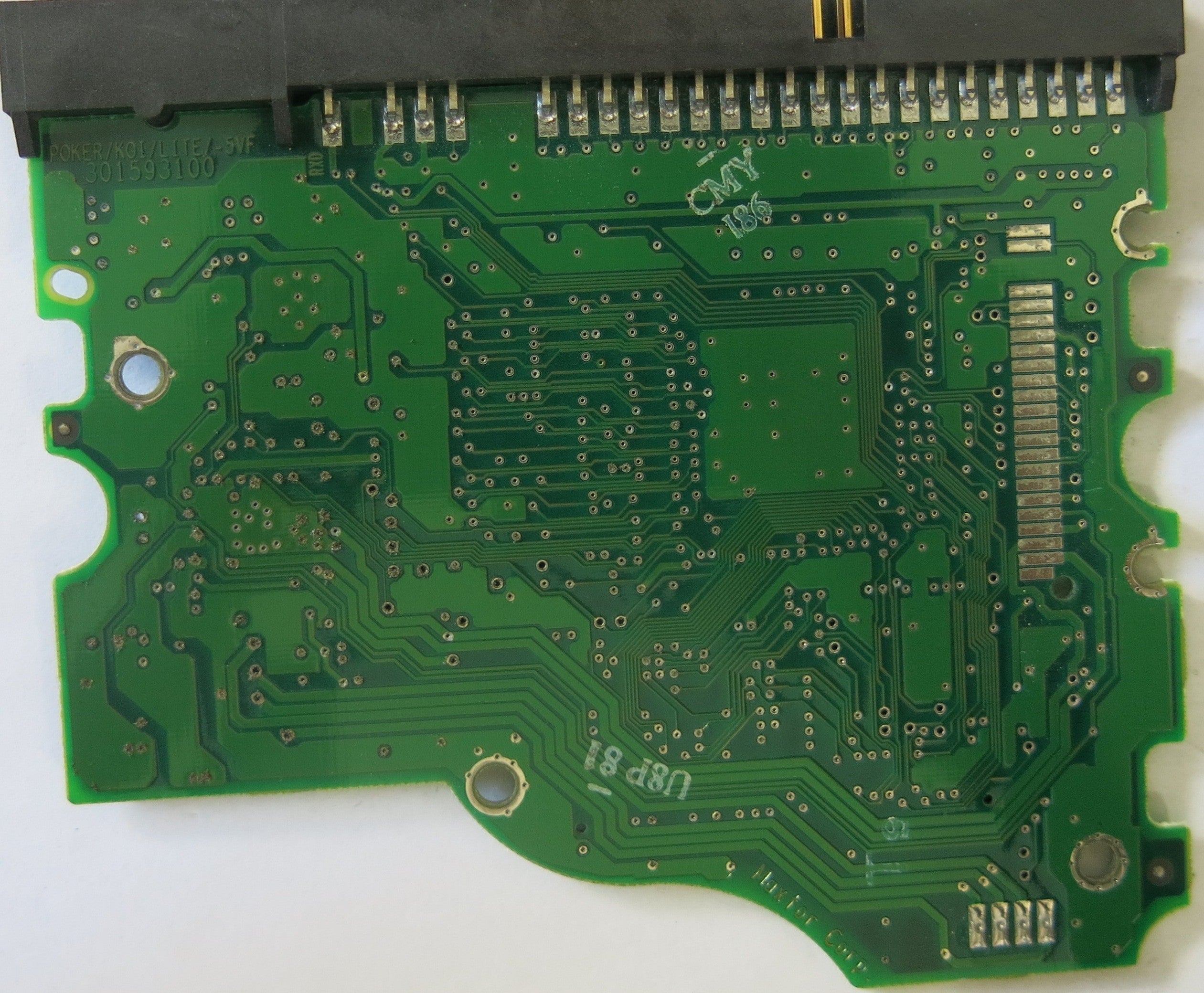 MAXTOR  301593100 PCB