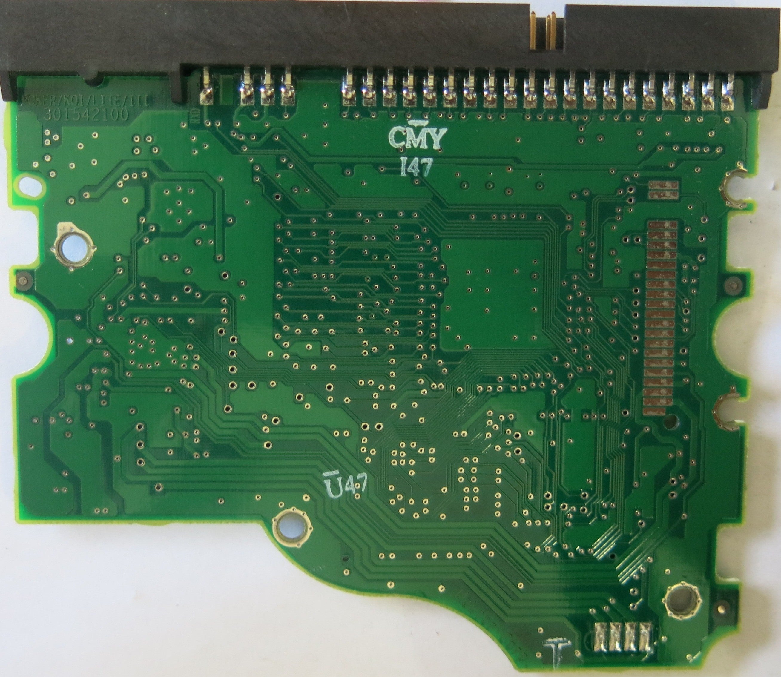 MAXTOR 4R060J0 301542100 PCB CODE RAMB1TU0 K,M,D,A  SN R20LPMPE