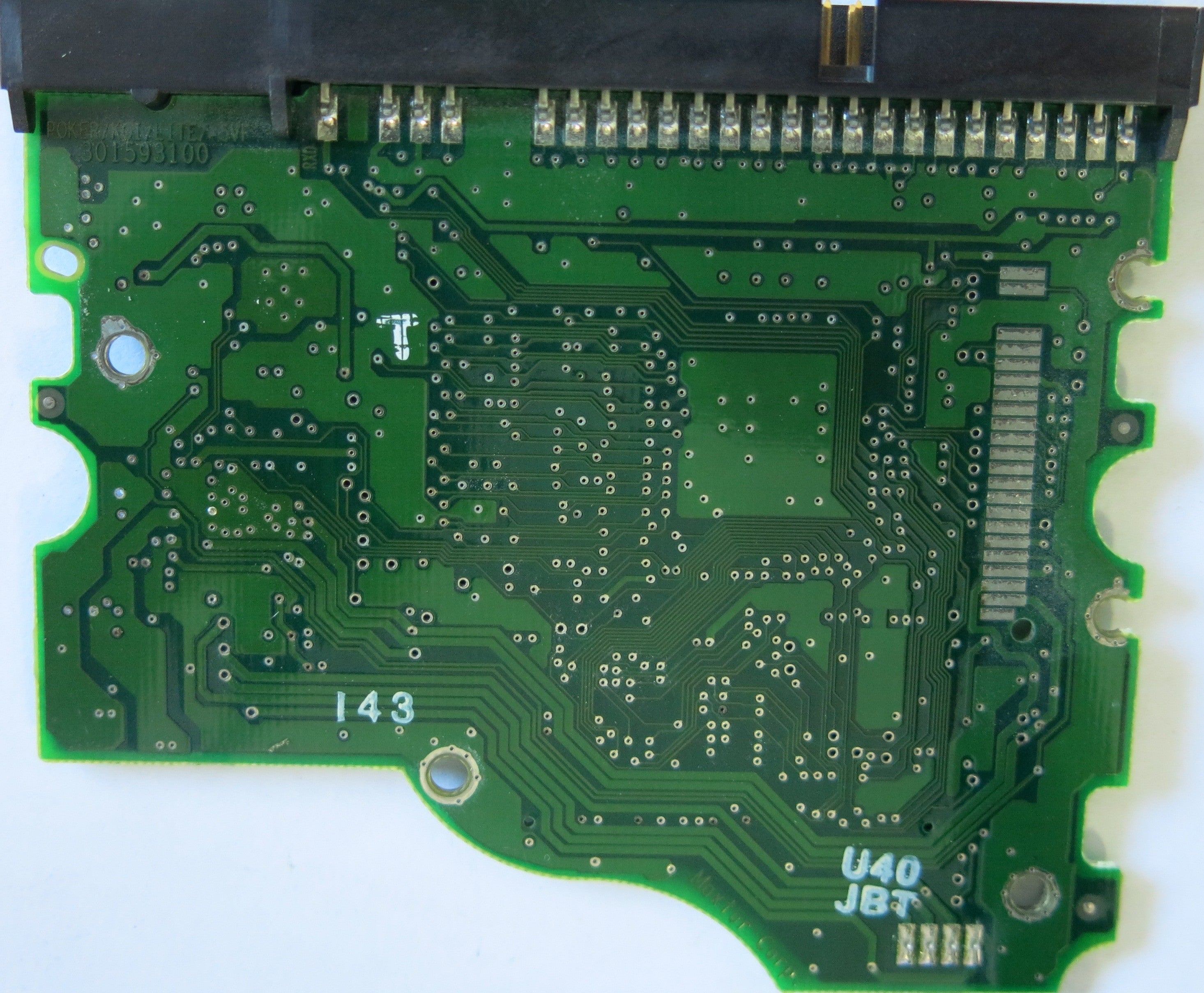 MAXTOR 4R120L0 CODE RAMB1TU0 N, M, G, D PCB 301593100