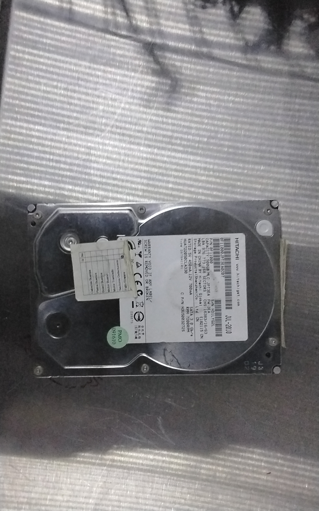 HUA722050CLA330, PCB:  110 0A90188 01, Serial Number: HD1LYG2L, P\N: 0F11000,  500GB 3.5,