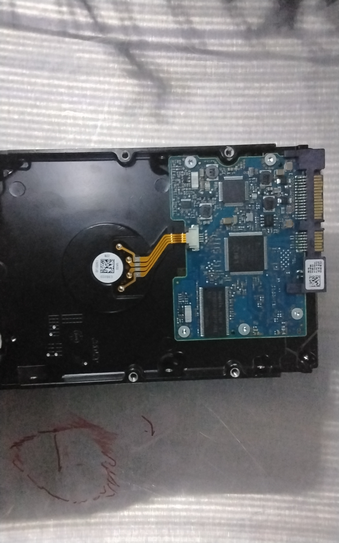 HUA722050CLA330, PCB:  110 0A90188 01, Serial Number: HD1LYG2L, P\N: 0F11000,  500GB 3.5,