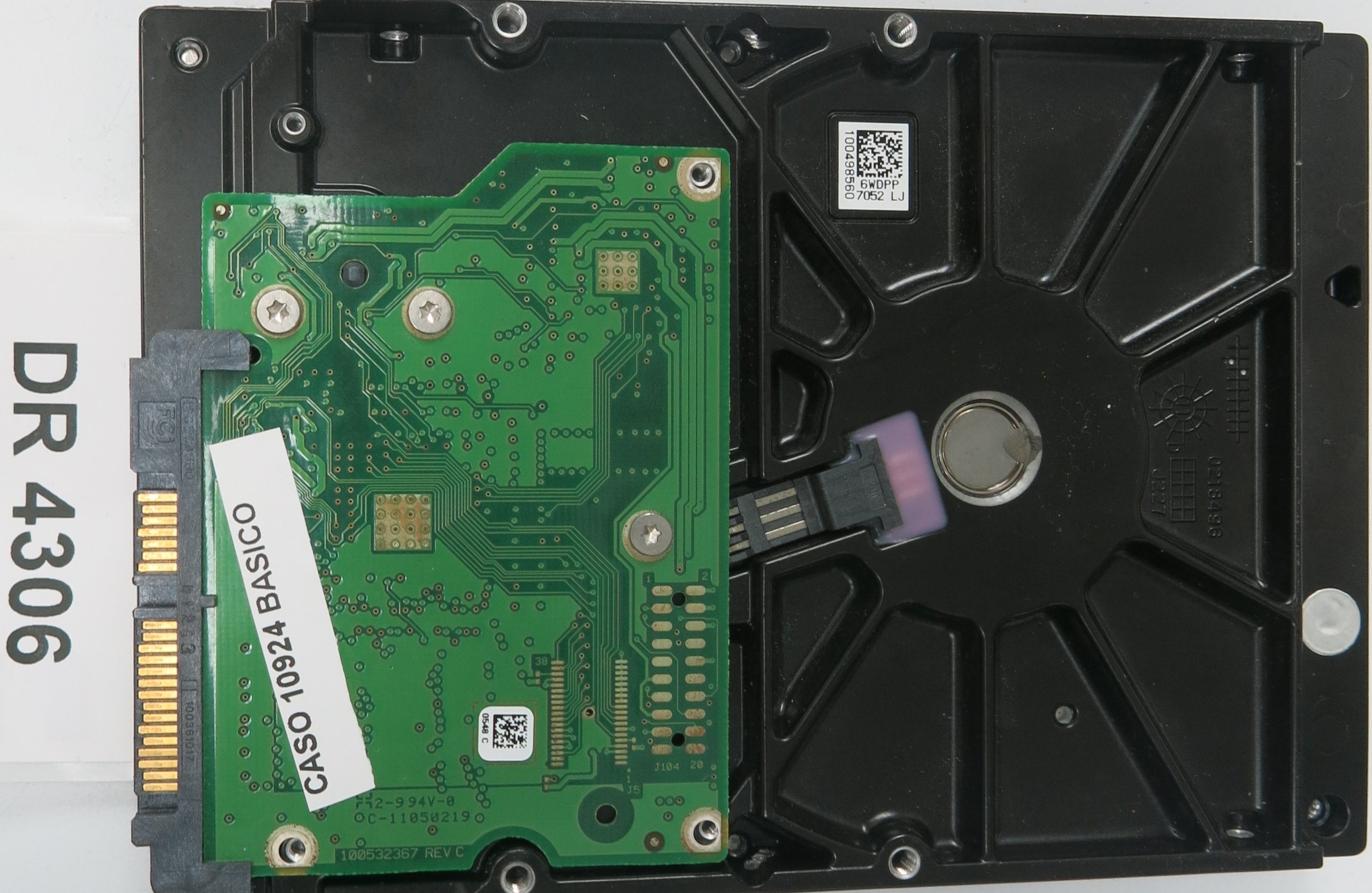 ST500DM002,  P/N:1BD142-301,  FW:KC44,  Serial:S2A13SVF,  500GB 3.5,  PCB:100532367- REV C