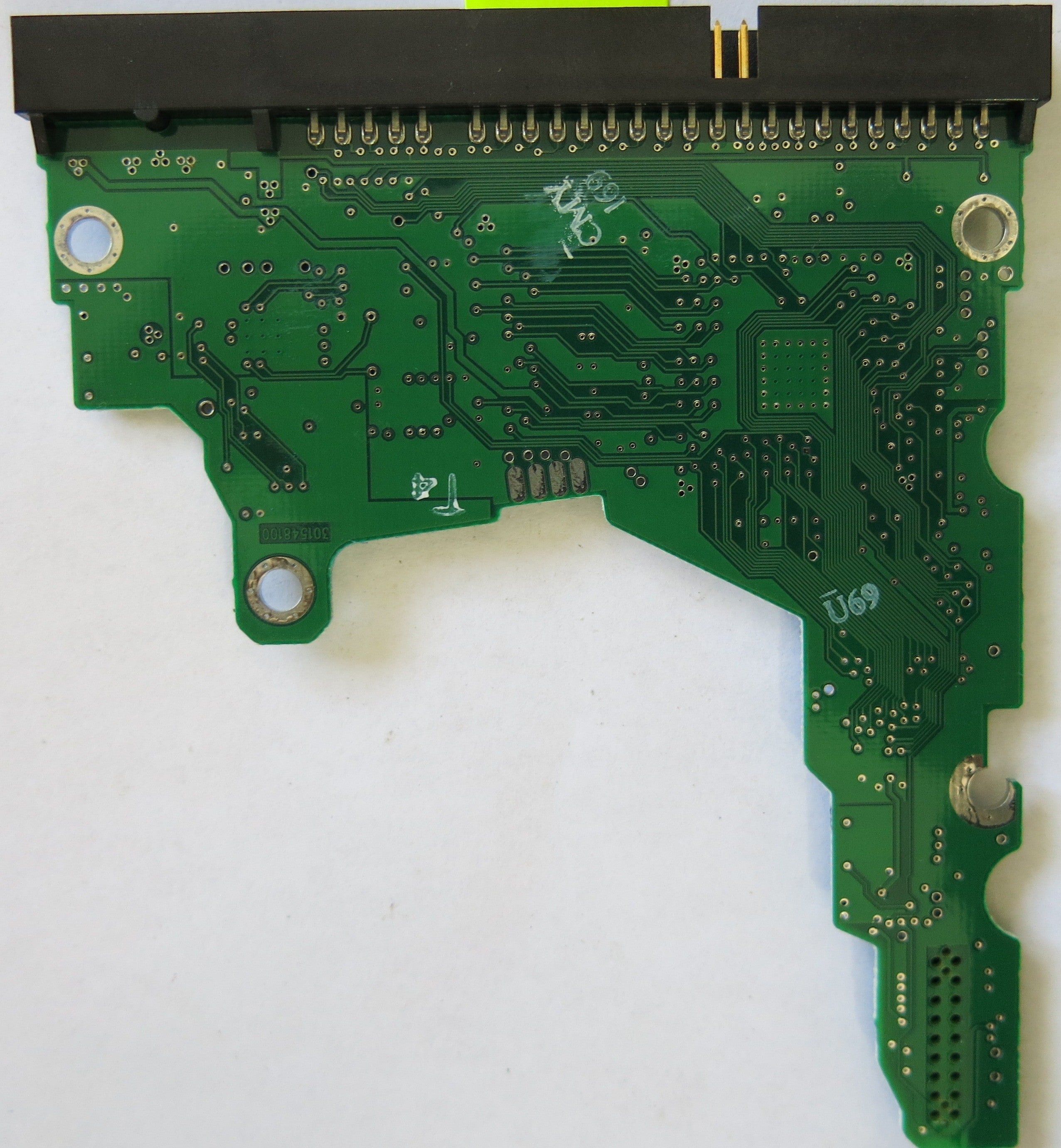 MAXTOR 6E040L0 CODE NAR61590 K.M.G.A  301548100 PCB