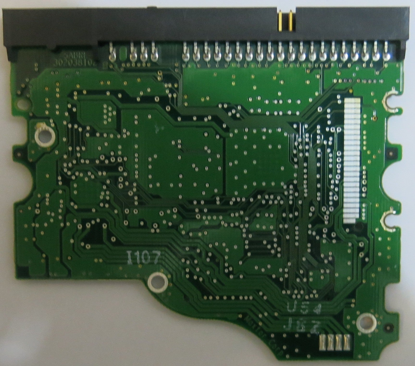 MAXTOR 6L250R0 CODE BAJ41G20 ,K,M,B,A PCB 302038102