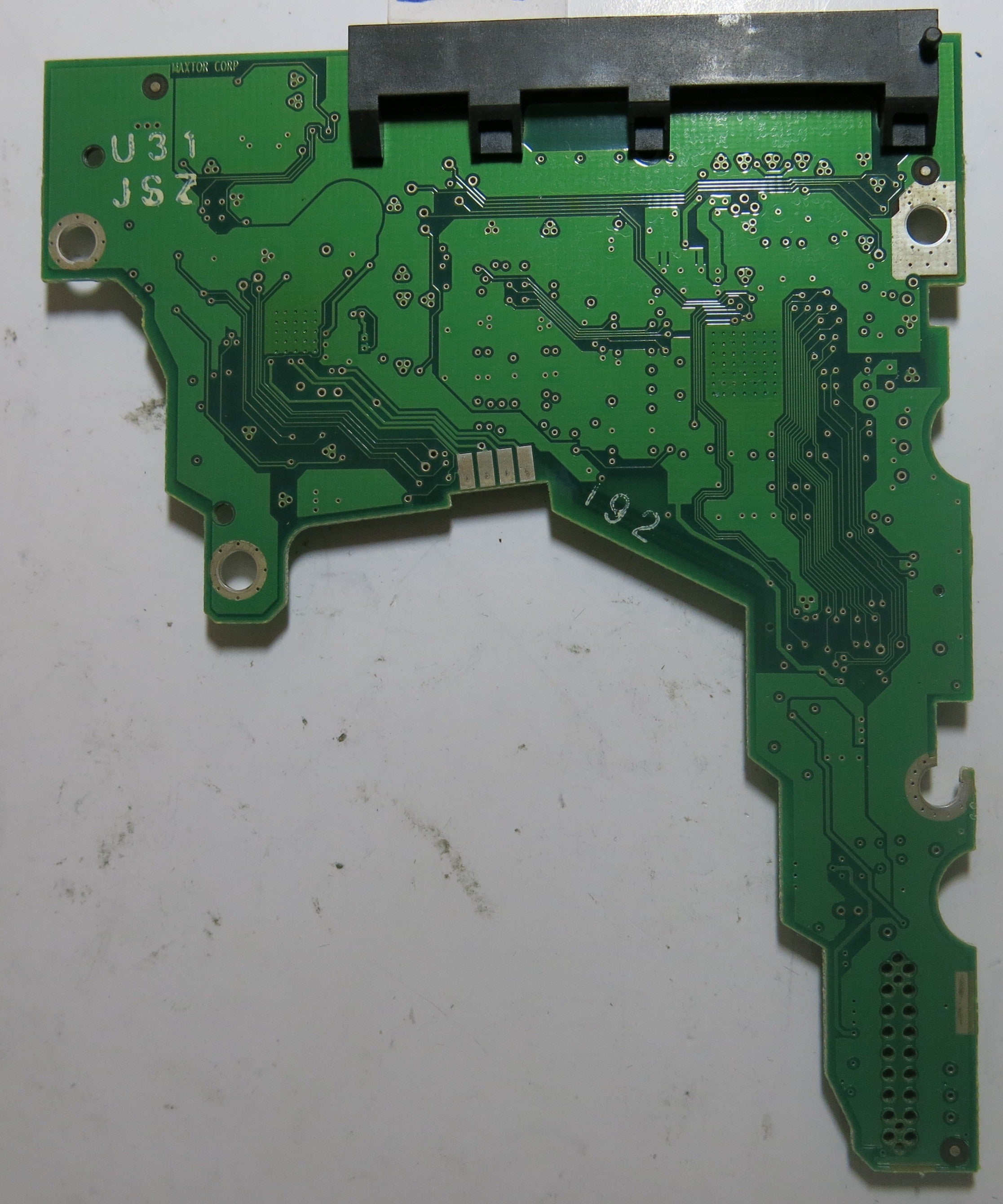 MAXTOR 6N040T0 NAN51680 K,M,B,A 302067103 PCB