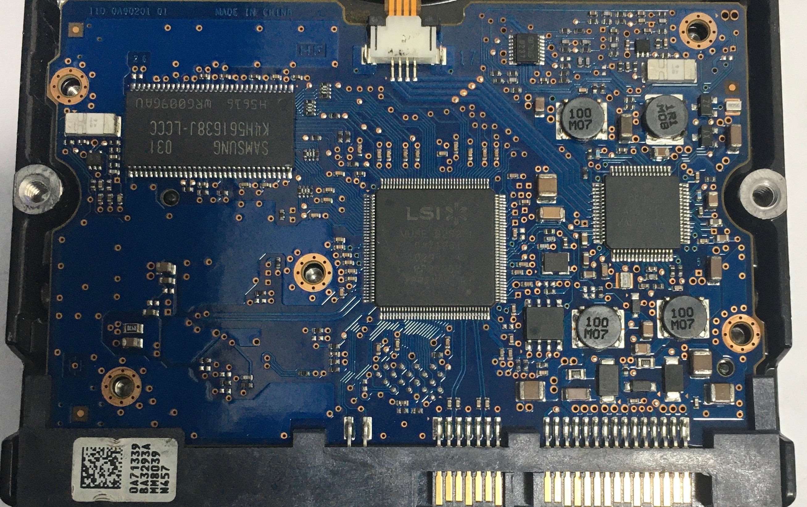 HUA722020ALA331,  P/N:0F1J629,  MLC:JPK2FD,  Serial:B9HBBWYF,  2000GB 3.5,  PCB :110 0A900201 01- REV A