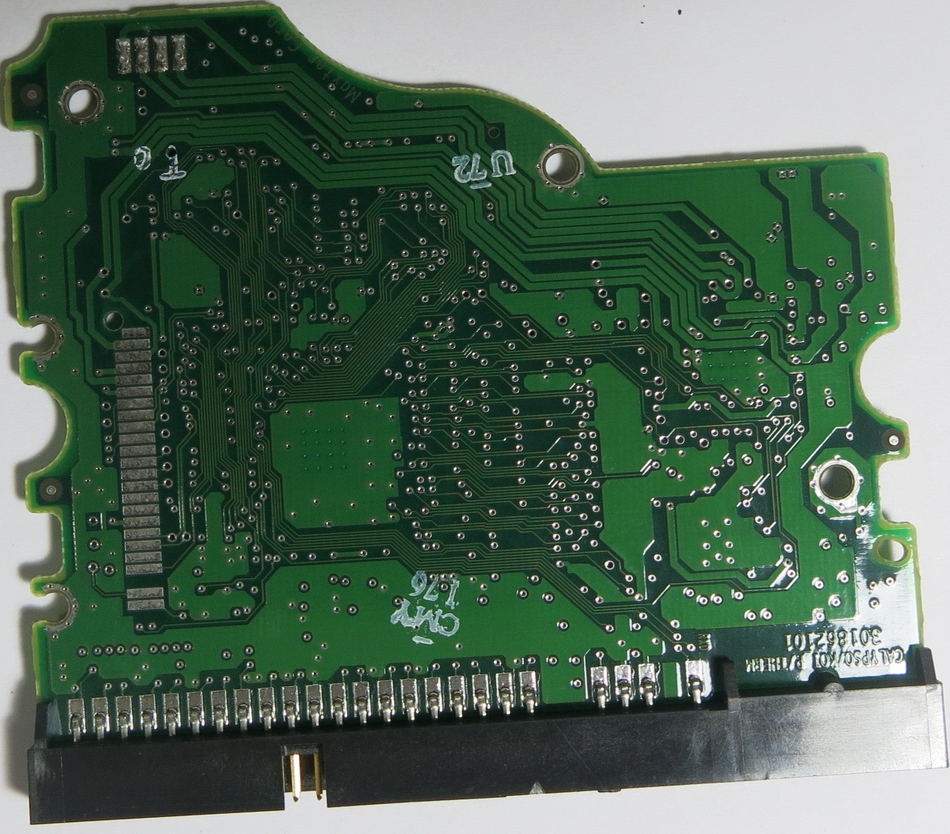 MAXTOR 7Y200P0 CODE YAR41BW0 K,G,B,D PCB 301862101