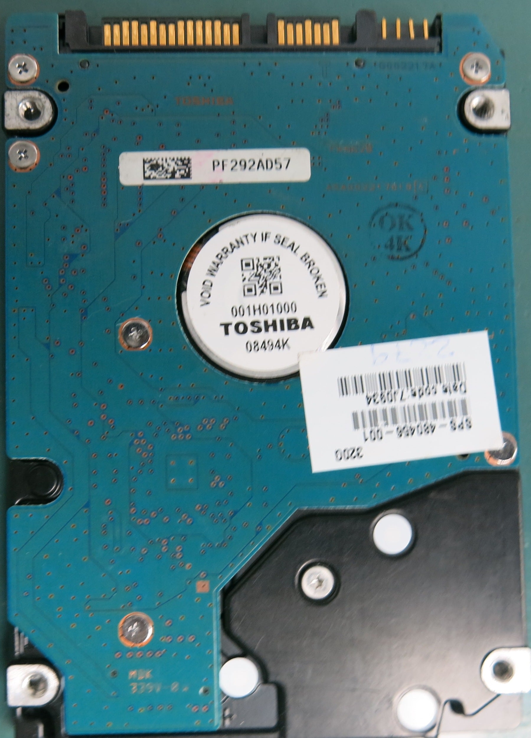MK3252GSX  320GB 2.5  S/N:29MHT7J4T CD2 EC.A