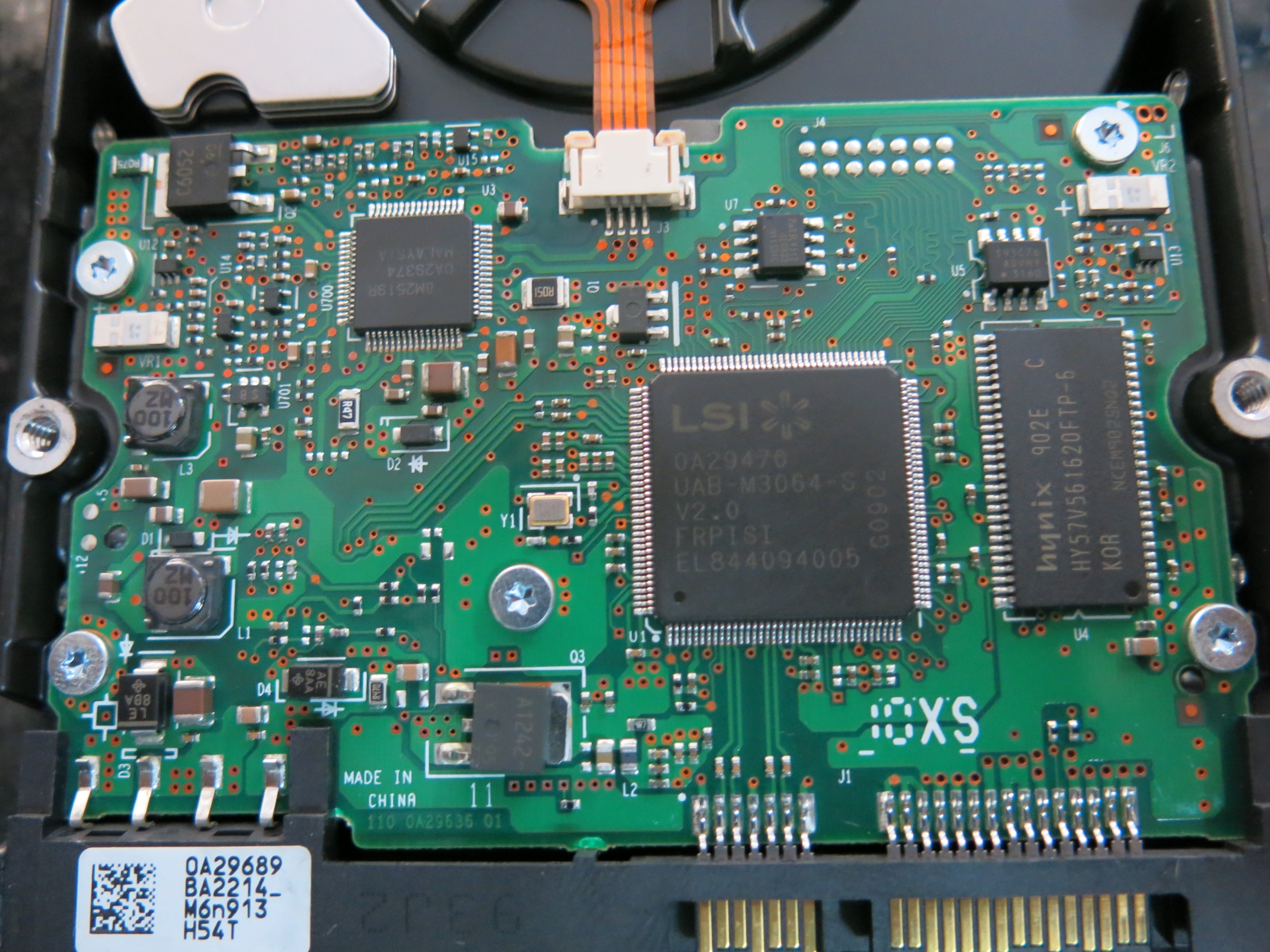 MODEL: HUA721010KLA330 PCB: 110 0A29636 01 SERIAL NUMBER: PBHX0LWE