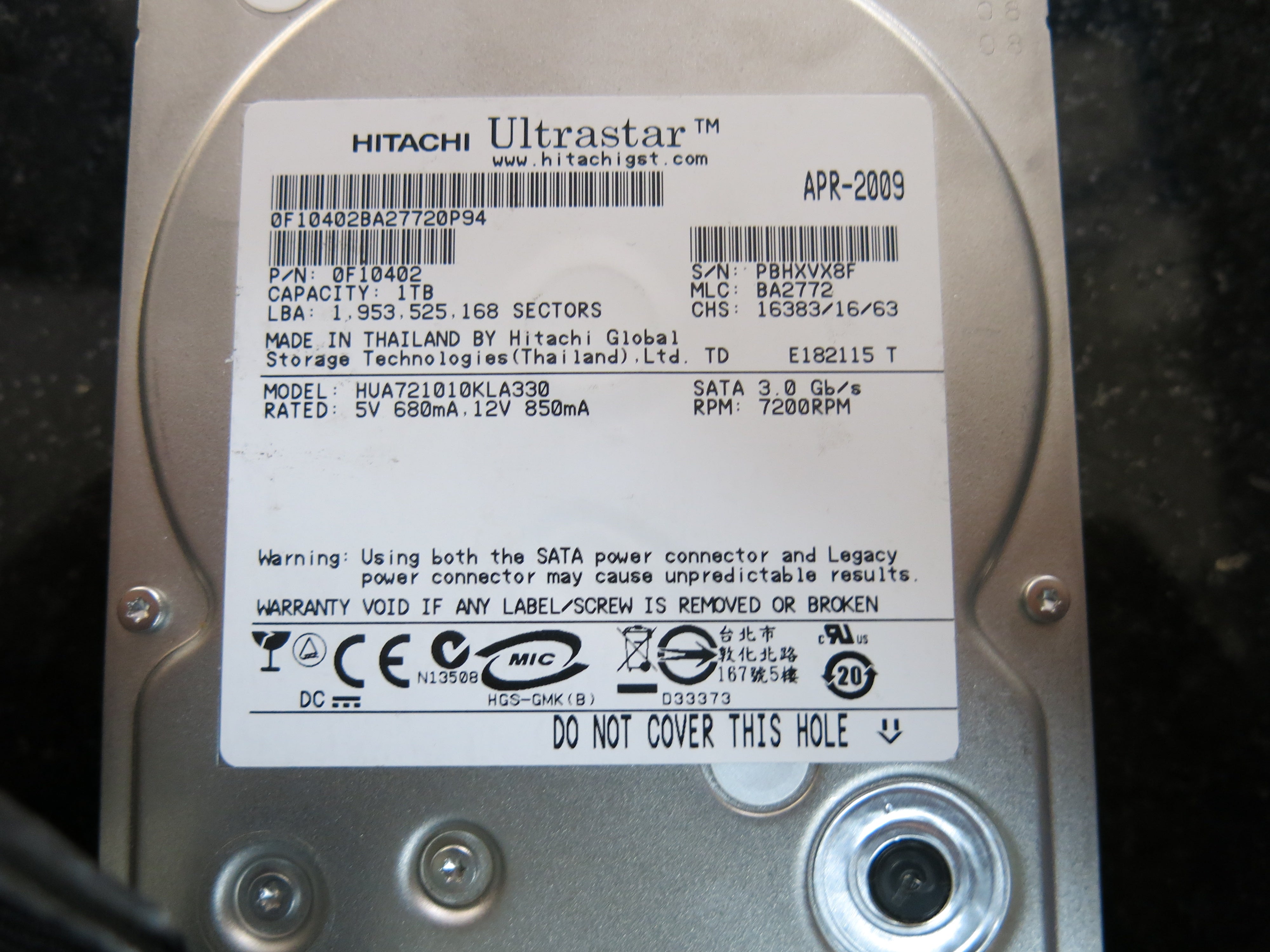 MODEL: HUA721010KLA330 PCB: 1100A29636 01 SERIAL NUMBER: PBHXVX8F