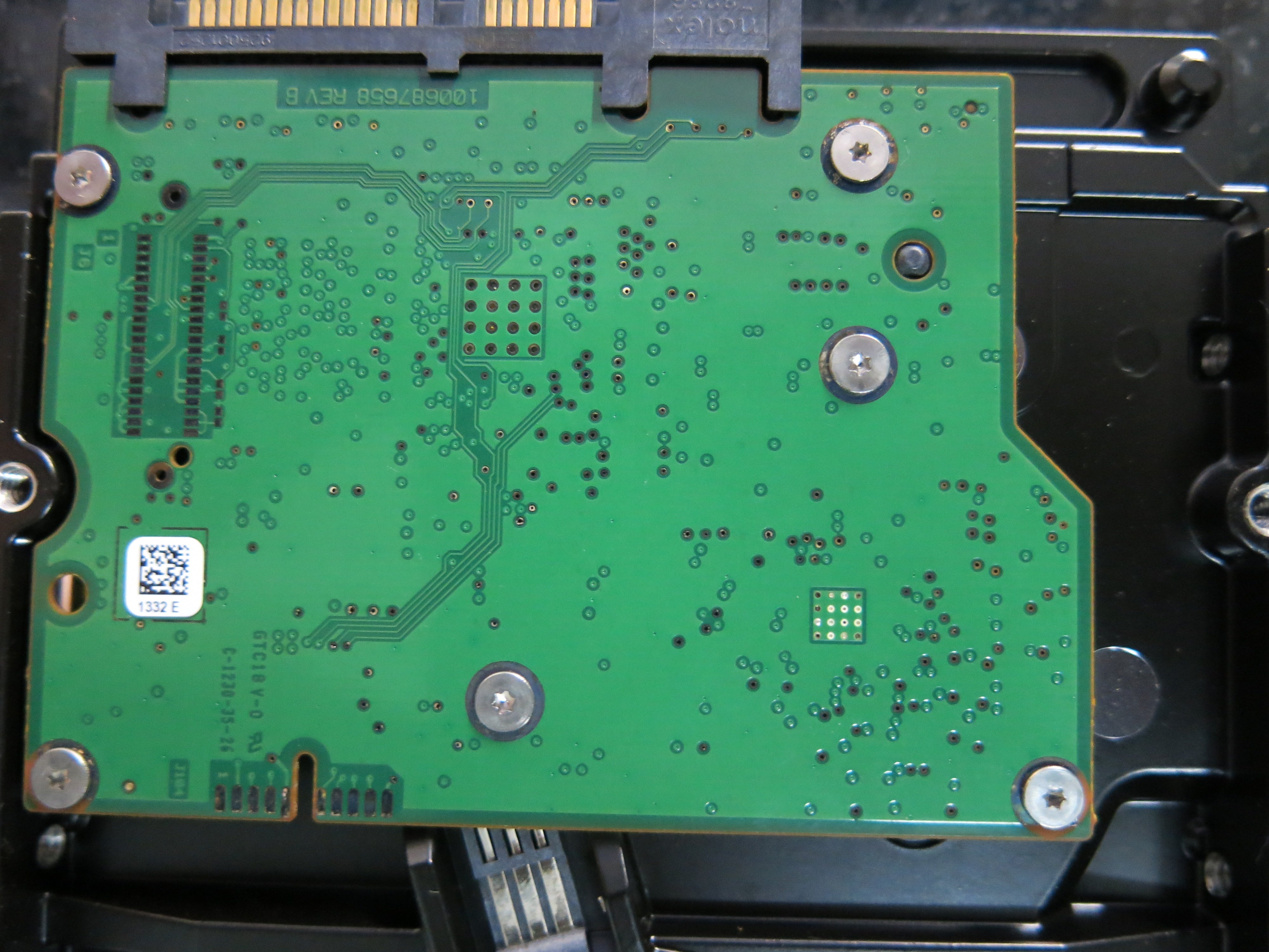 ST1000VM002 PCB: 100687658 REV B SERIAL NUMBER: S1G07HTK FW:ES22 PN:1CT162-262 1.TB