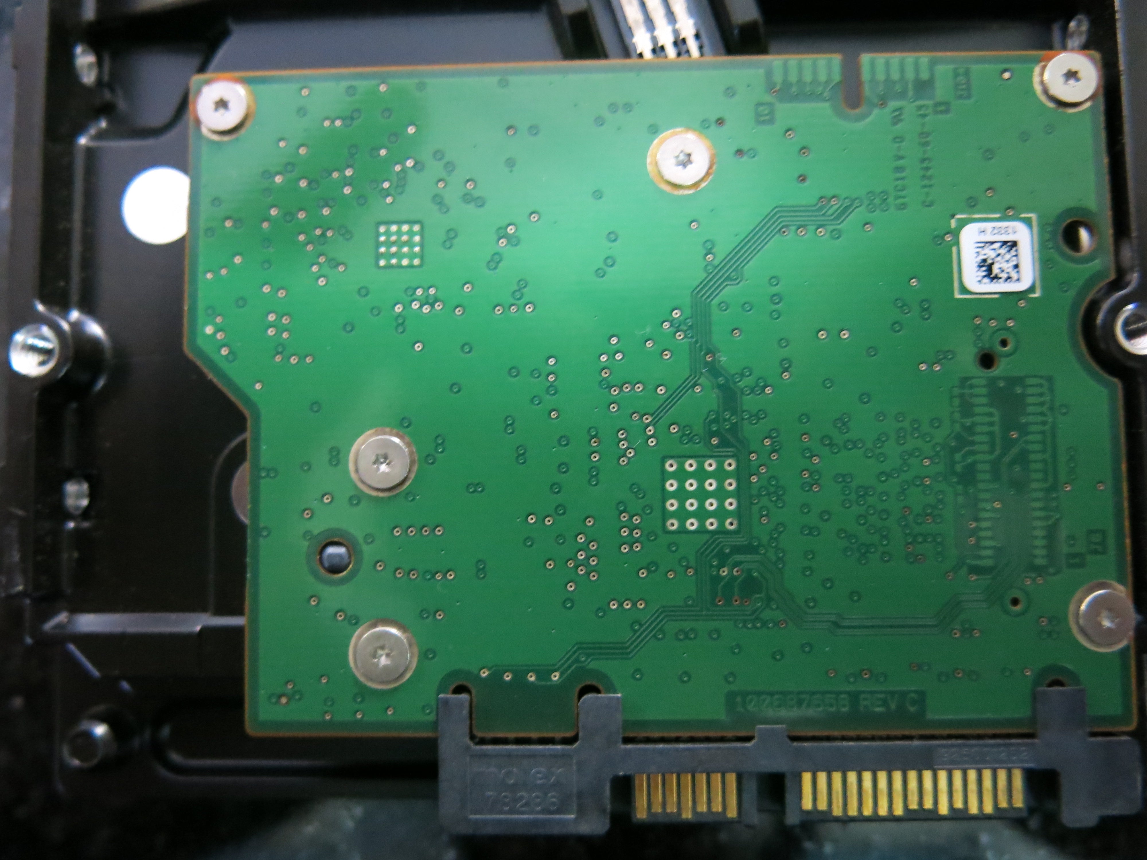 ST1000VM002 PCB : 100687658 REV C SERIAL NUMBER : S1G0YS02 PN:1CT162-262 FW:ES22 1.TB